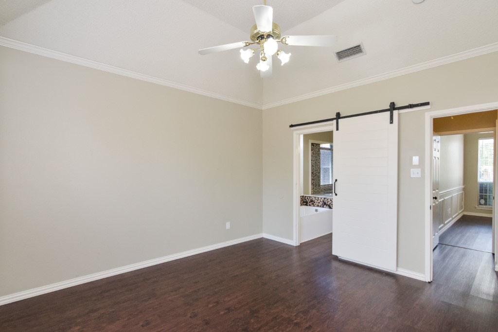 10000 Danbury Drive