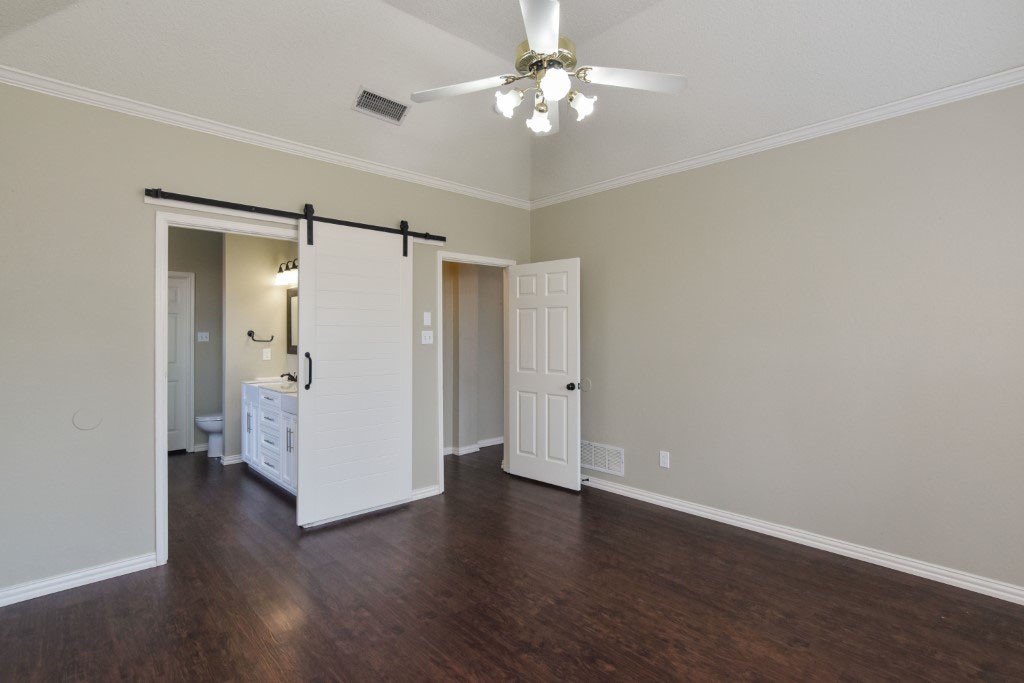10000 Danbury Drive