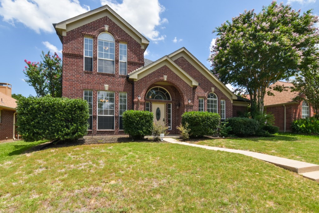 10000 Danbury Drive