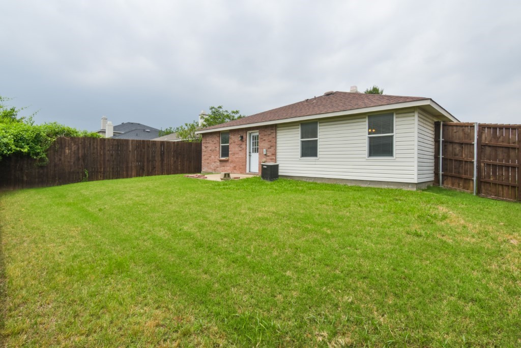 1105 Wyatt Earp Drive