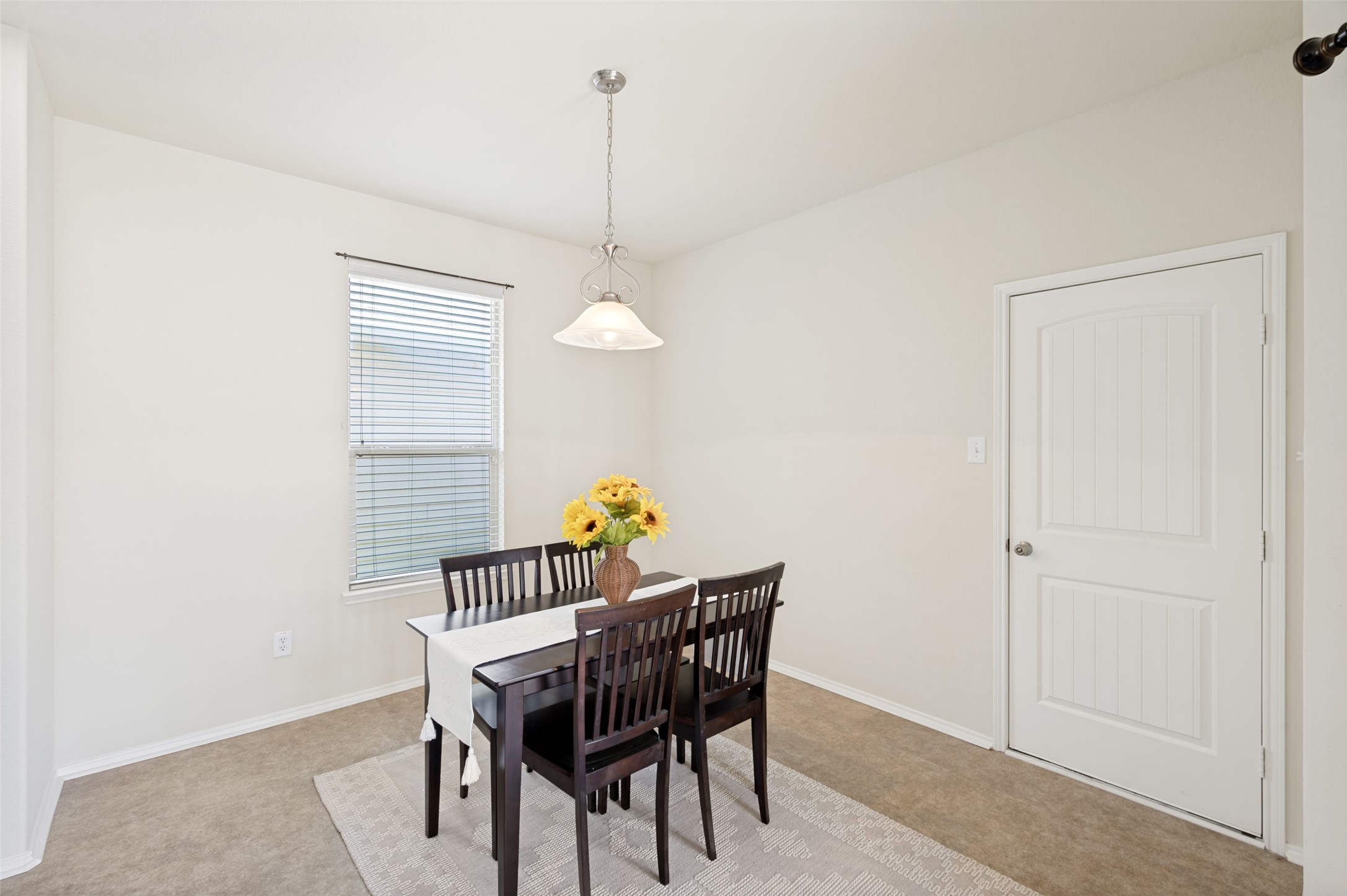 920 King George Lane