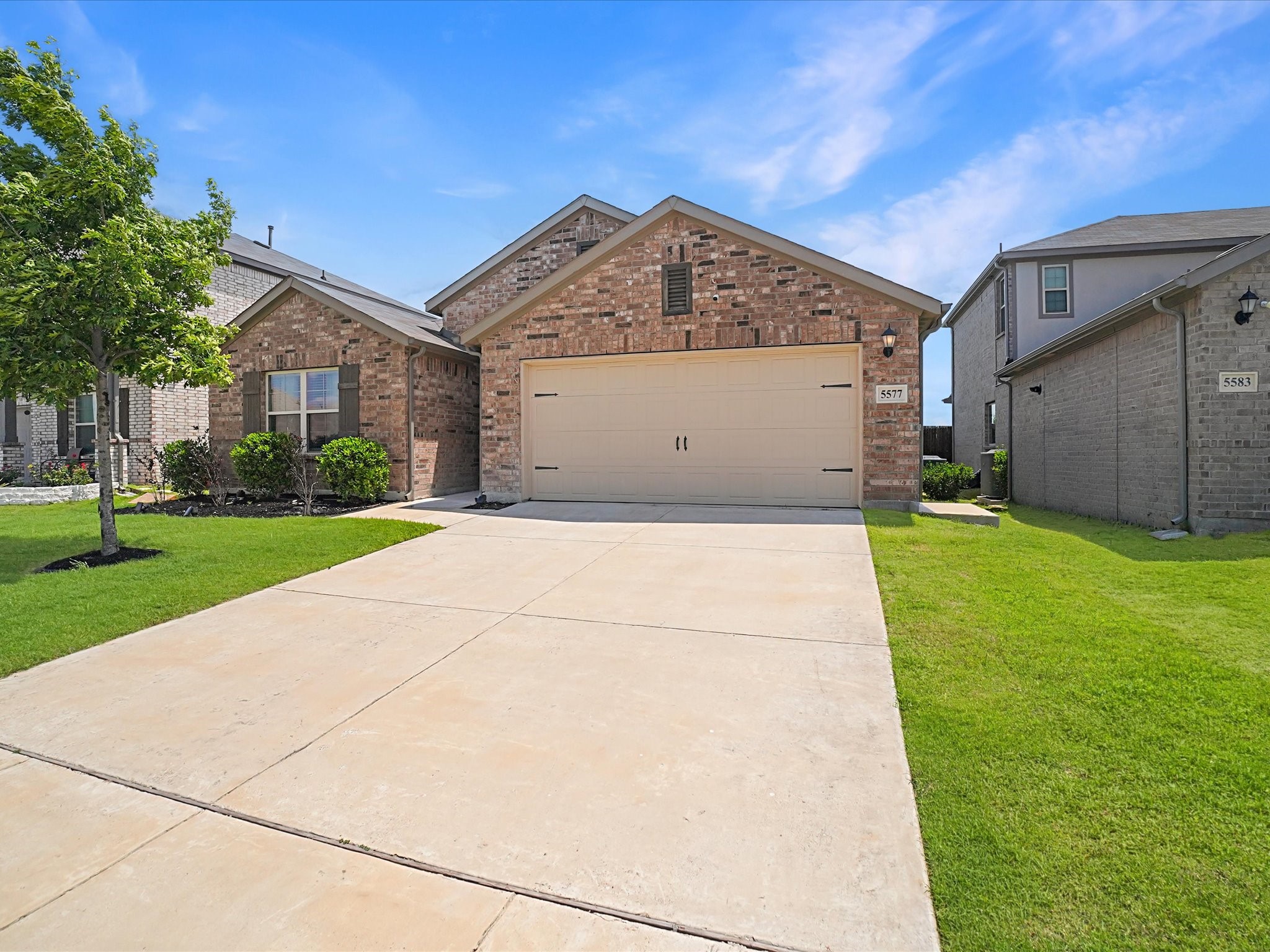 5577 Cherokee Rose Drive