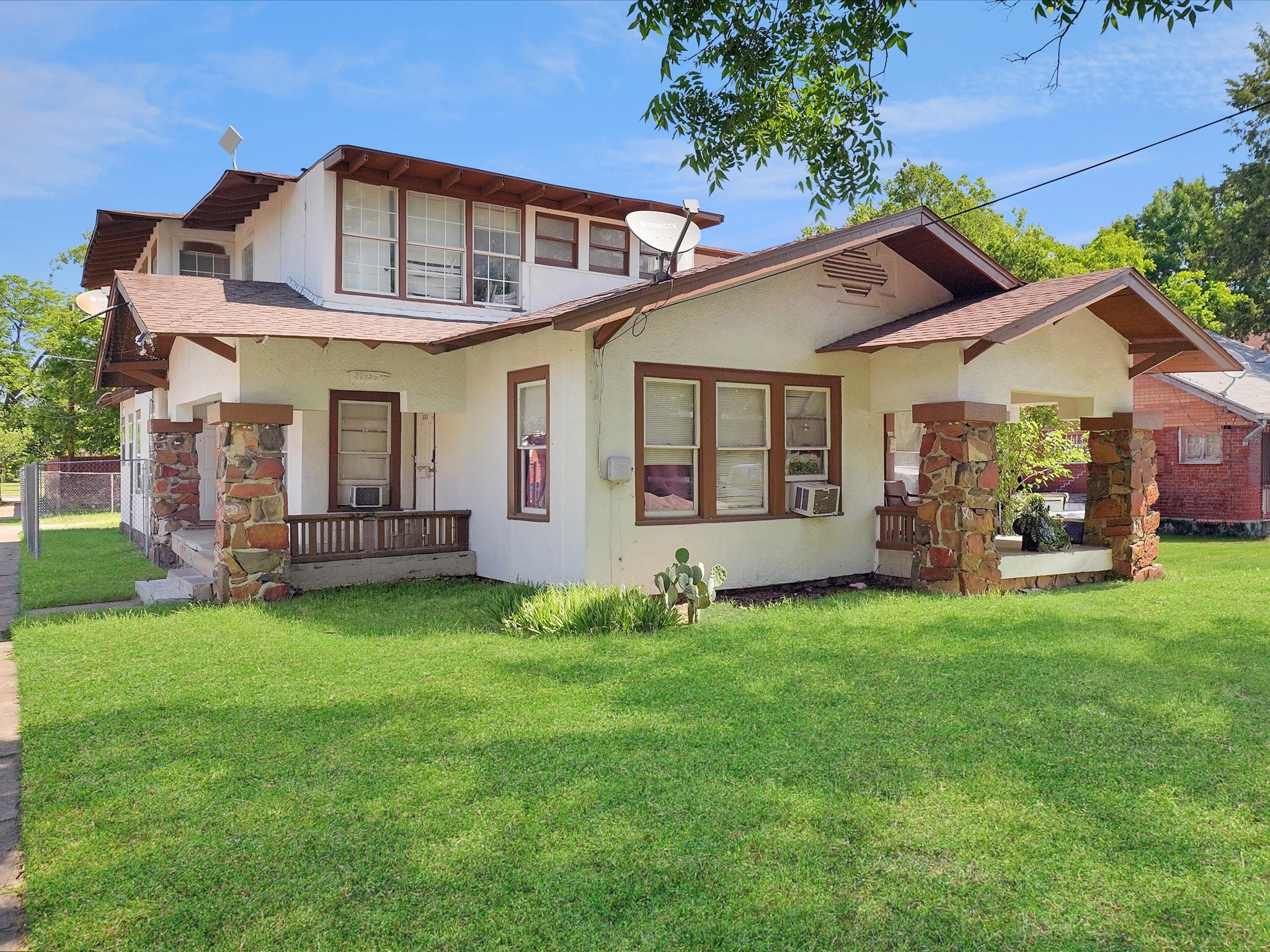 503 E 6th Street