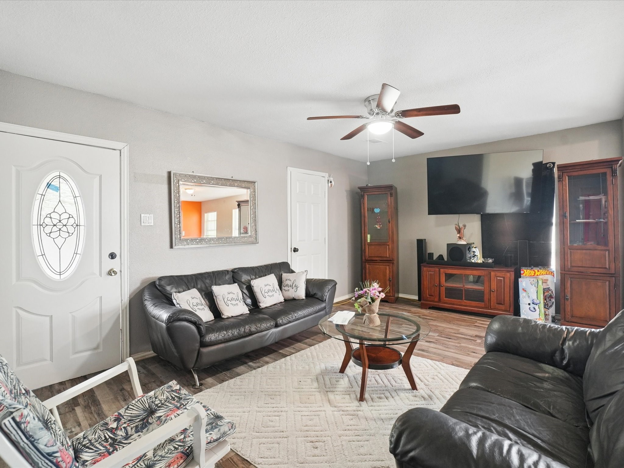 503 E 6th Street