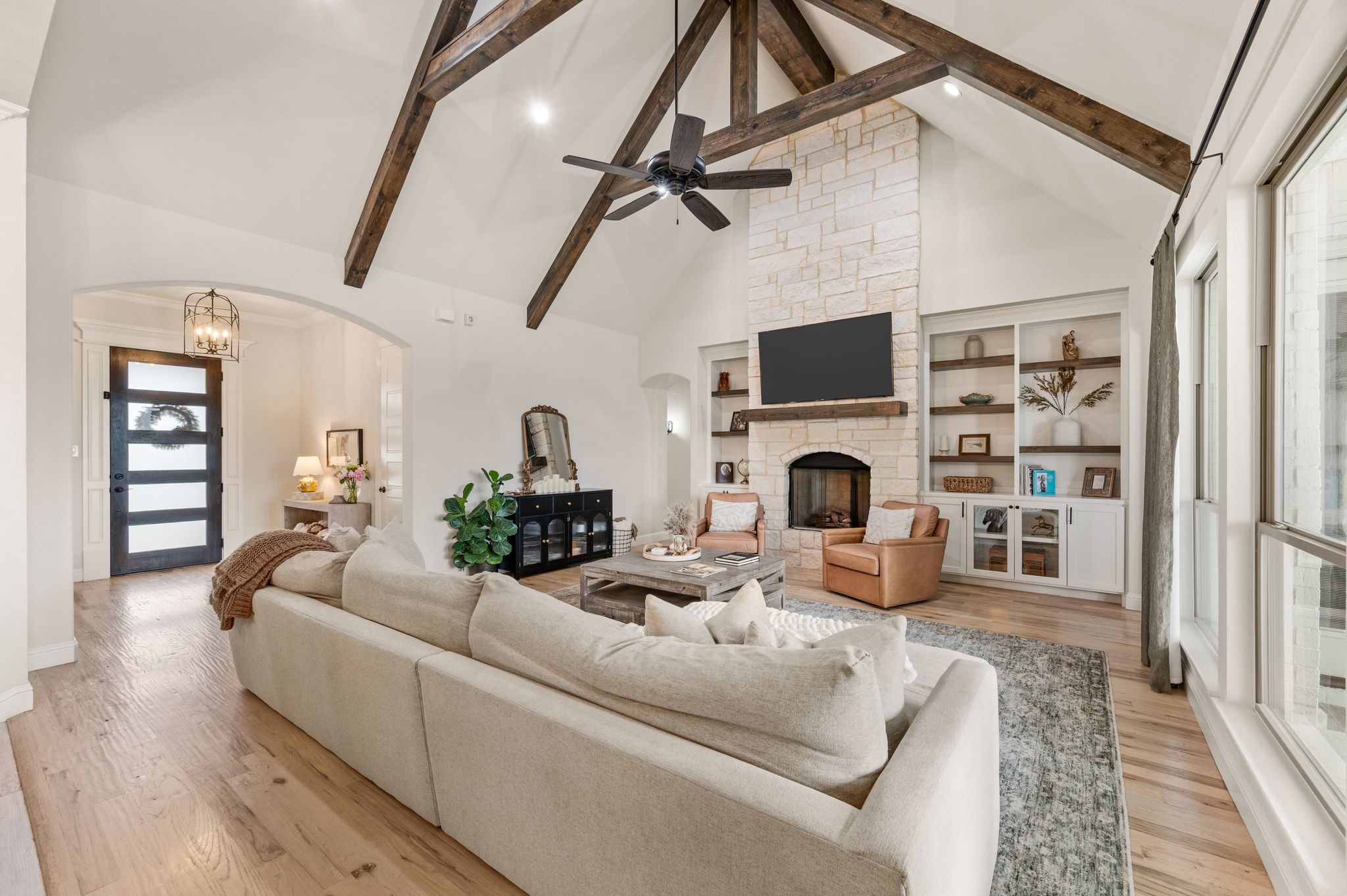 3608 Stardust Lane