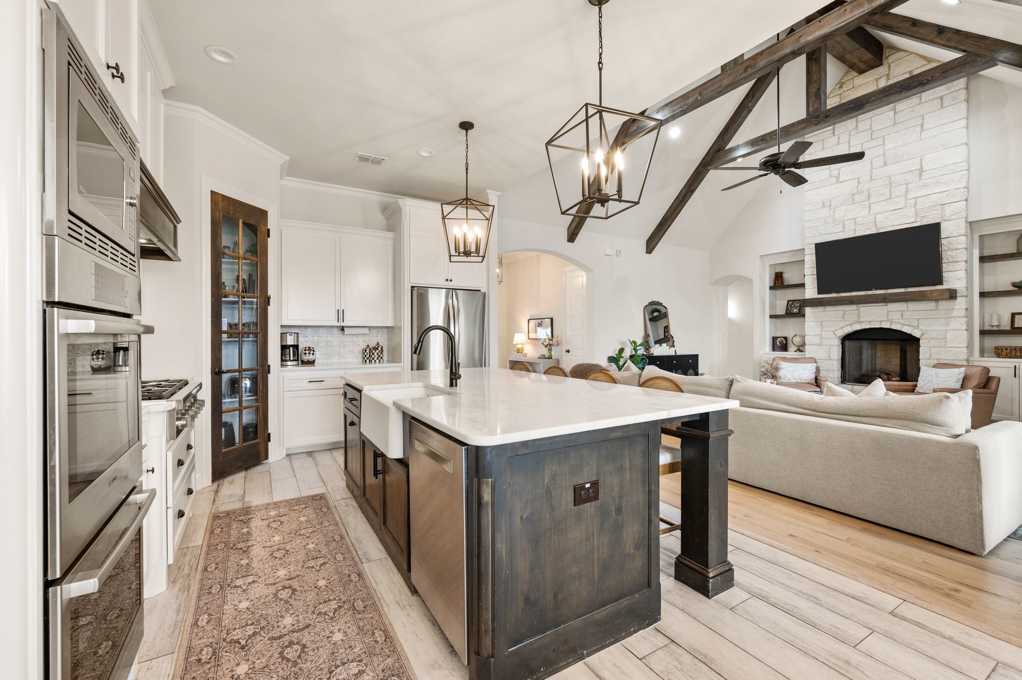 3608 Stardust Lane
