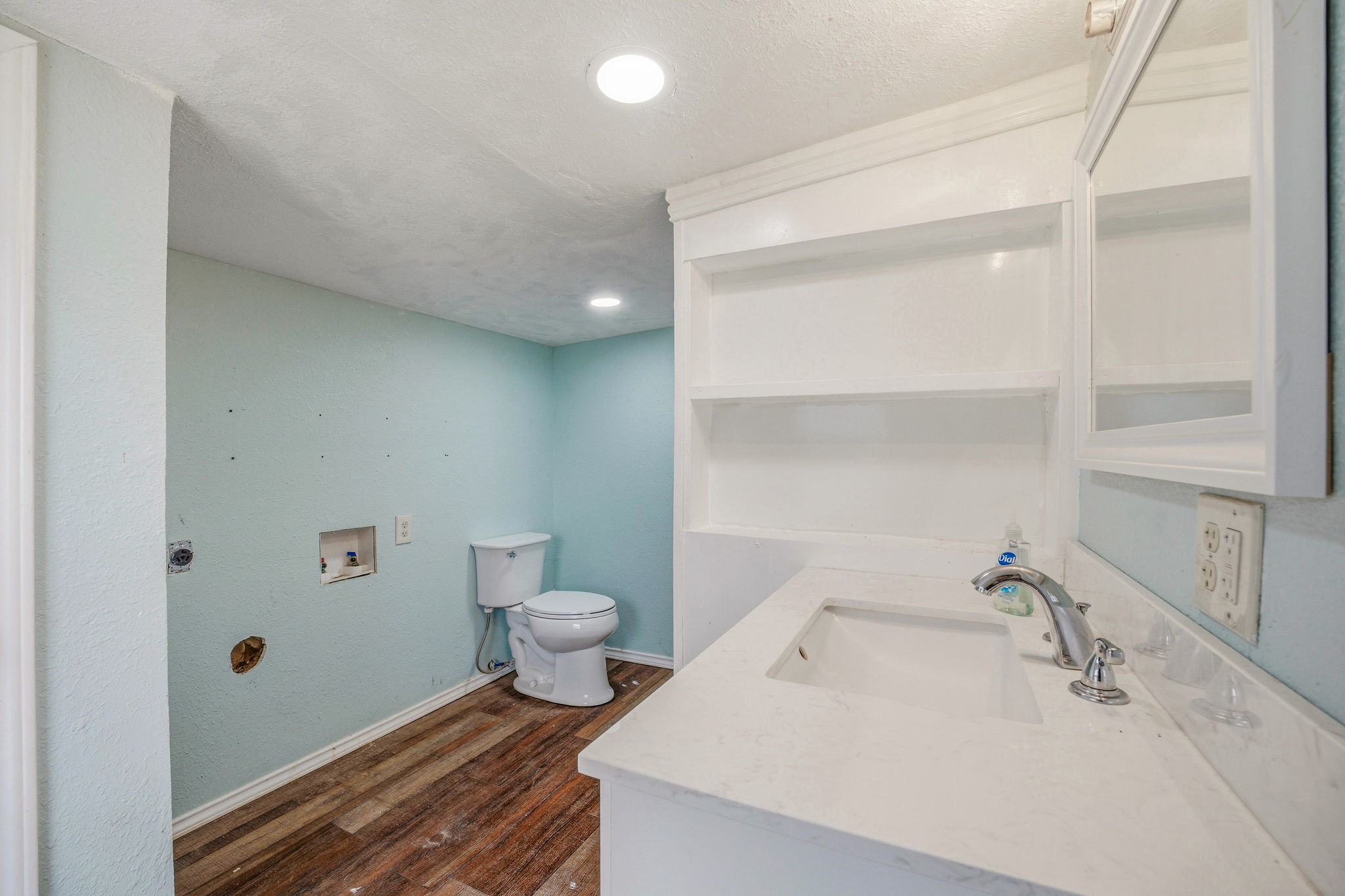 307 N Oak Lane