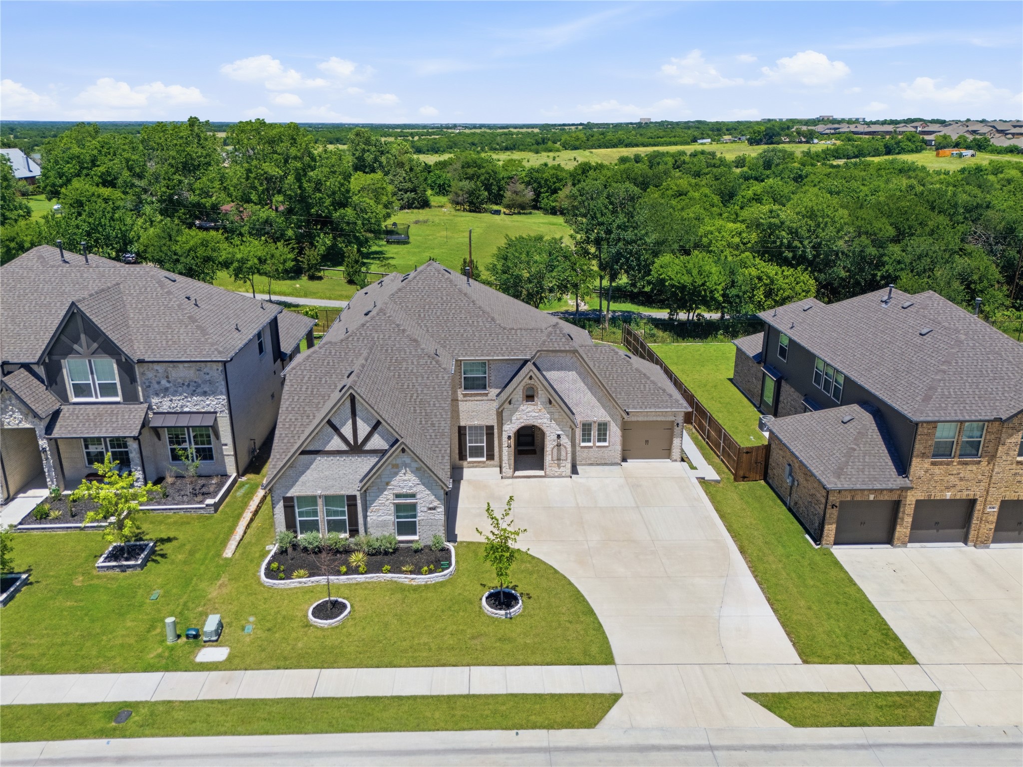 924 Pilatus Lane