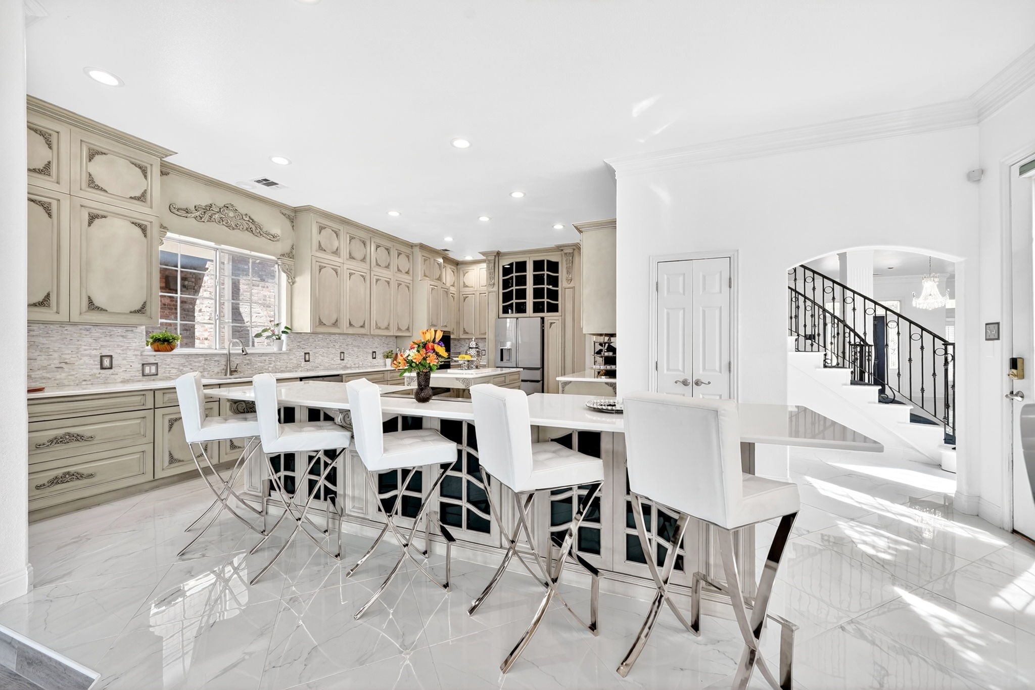 328 Leeward Circle