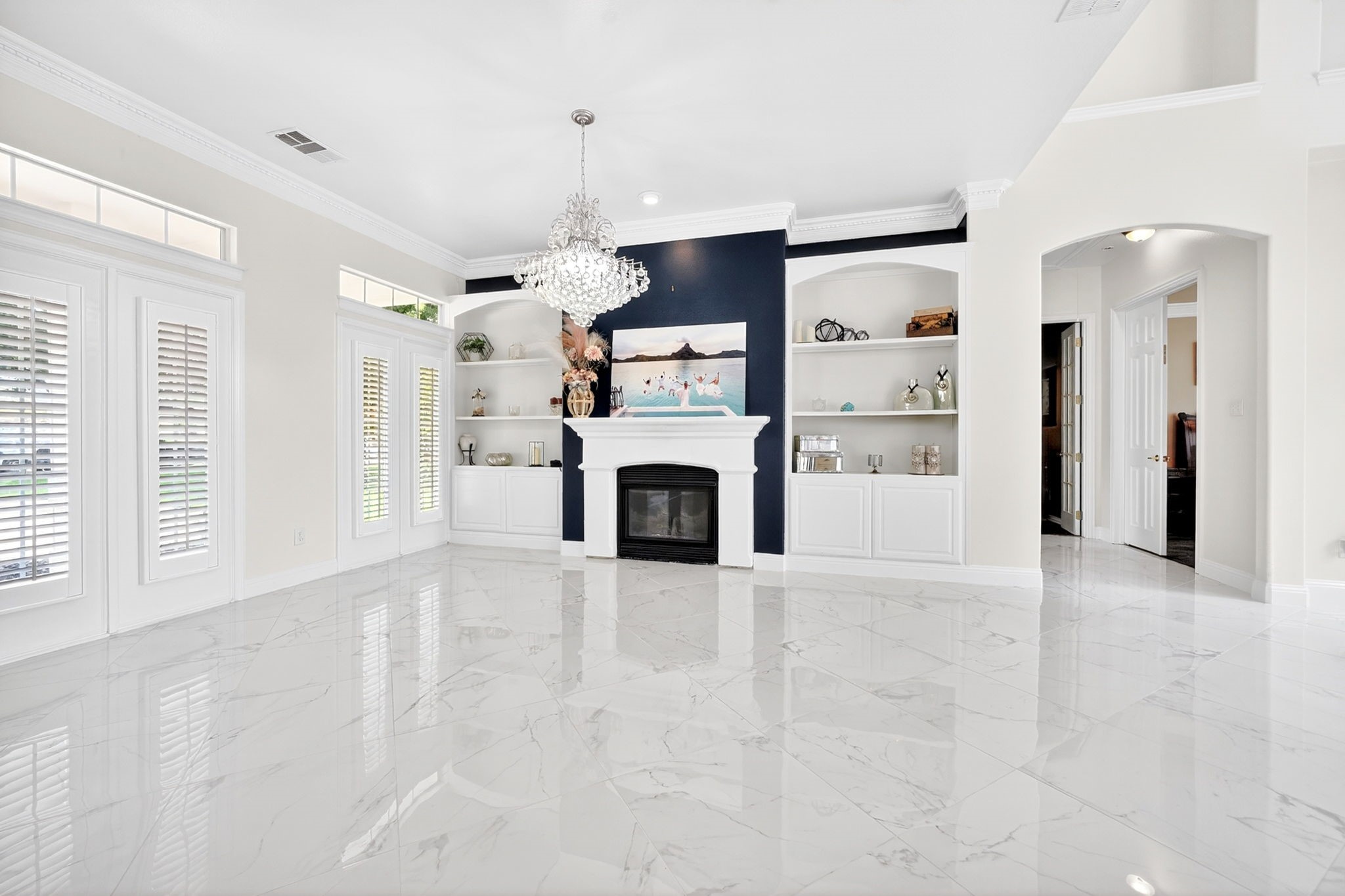 328 Leeward Circle