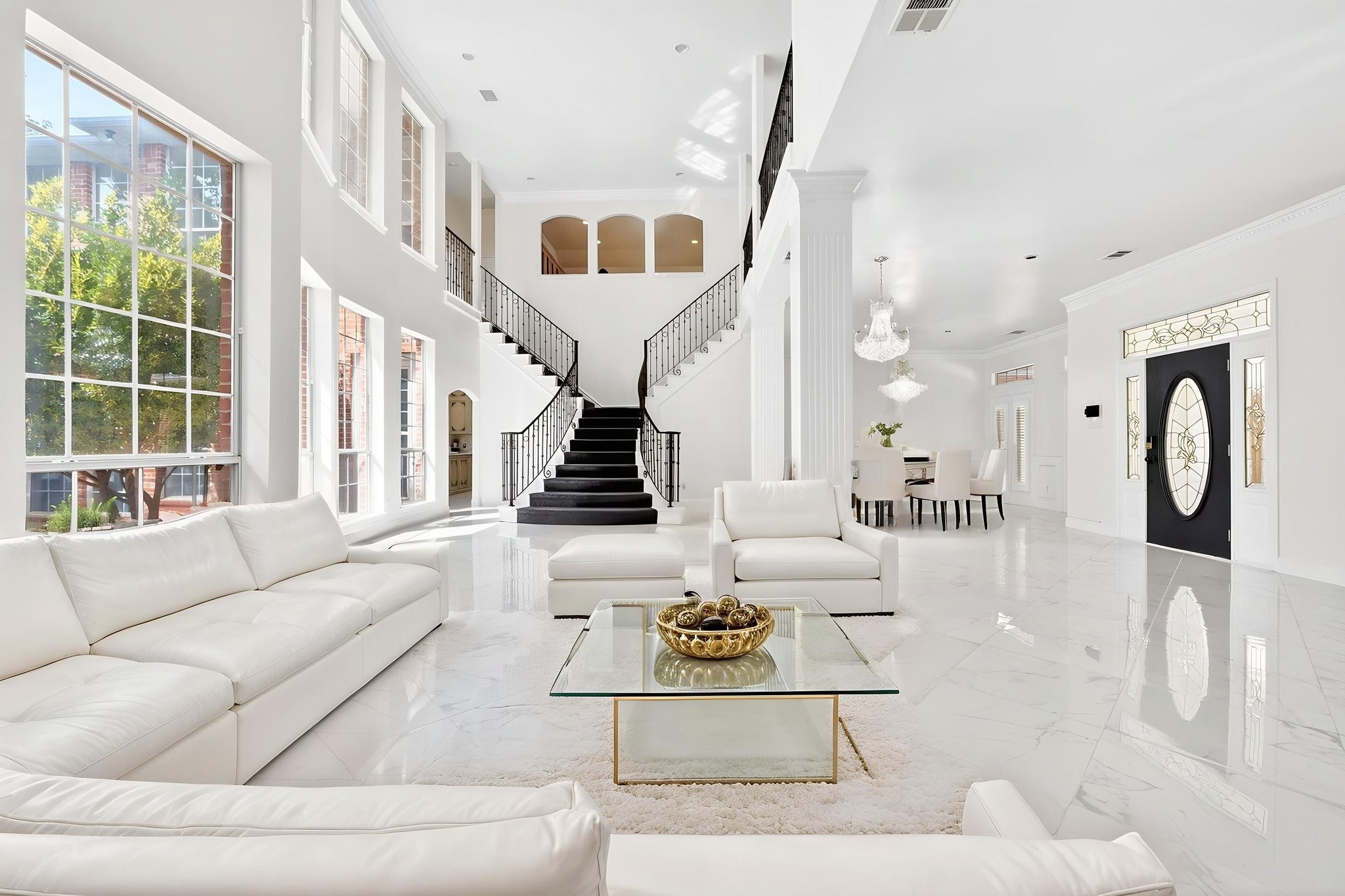 328 Leeward Circle