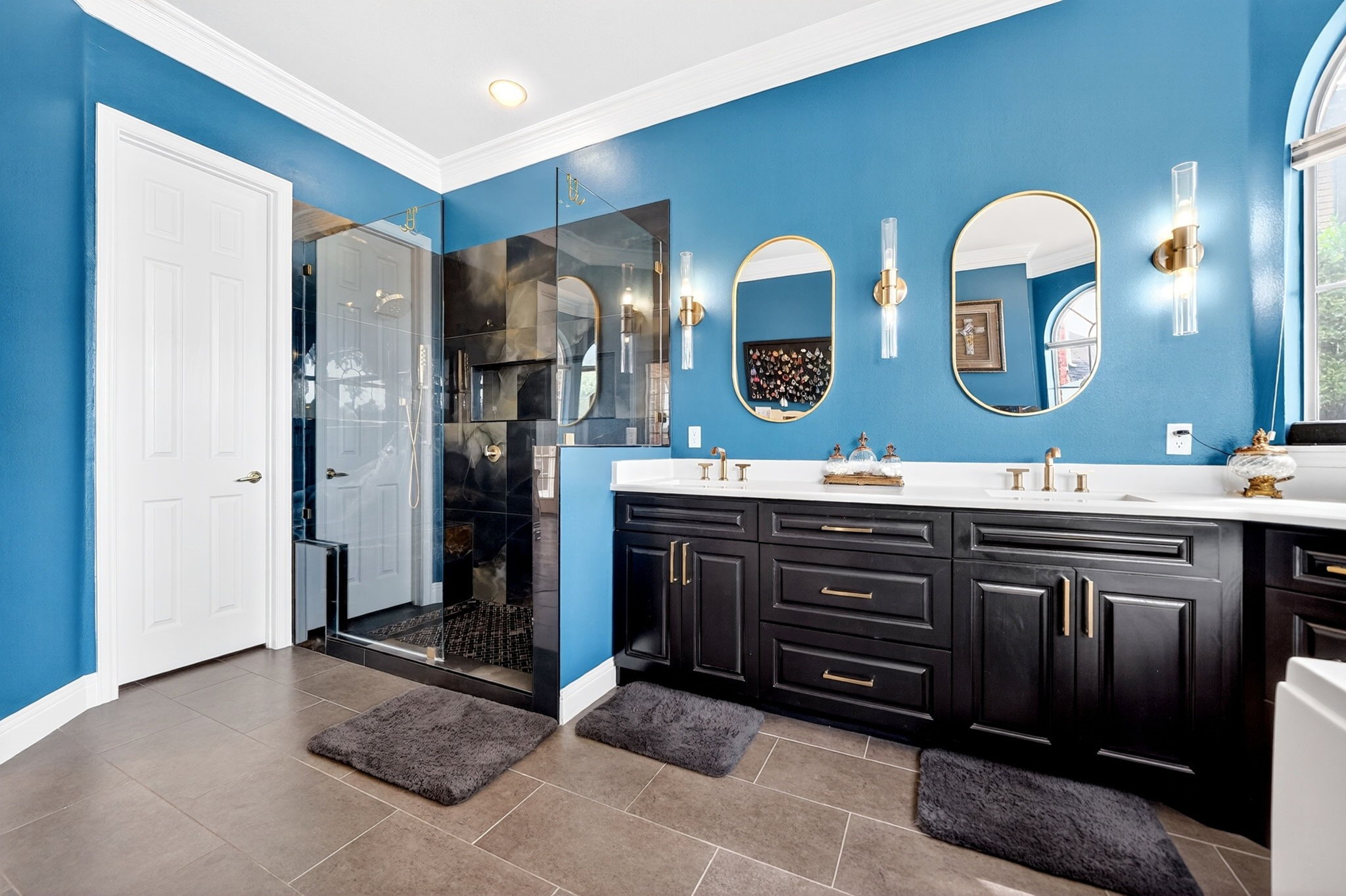 328 Leeward Circle