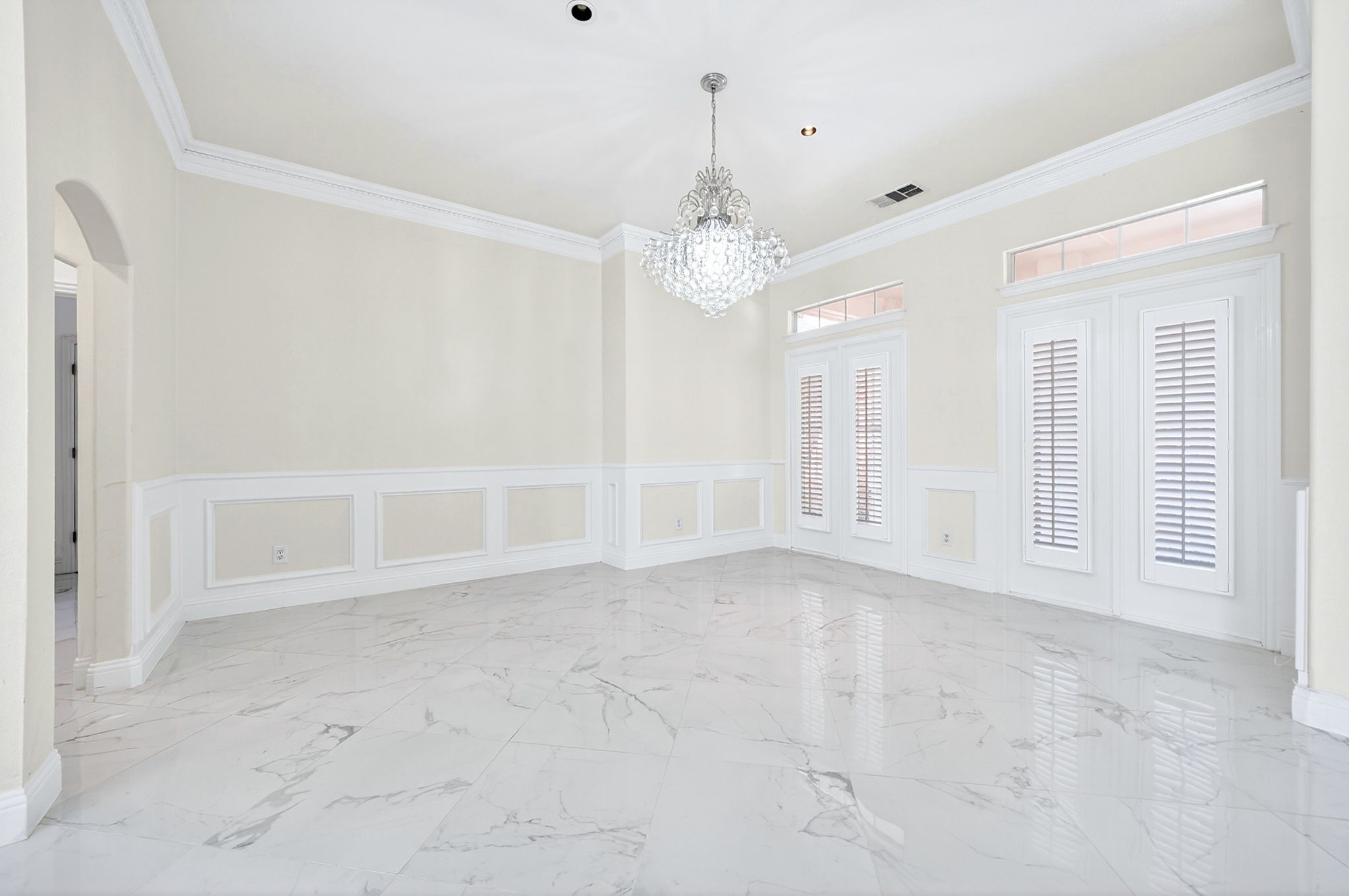 328 Leeward Circle