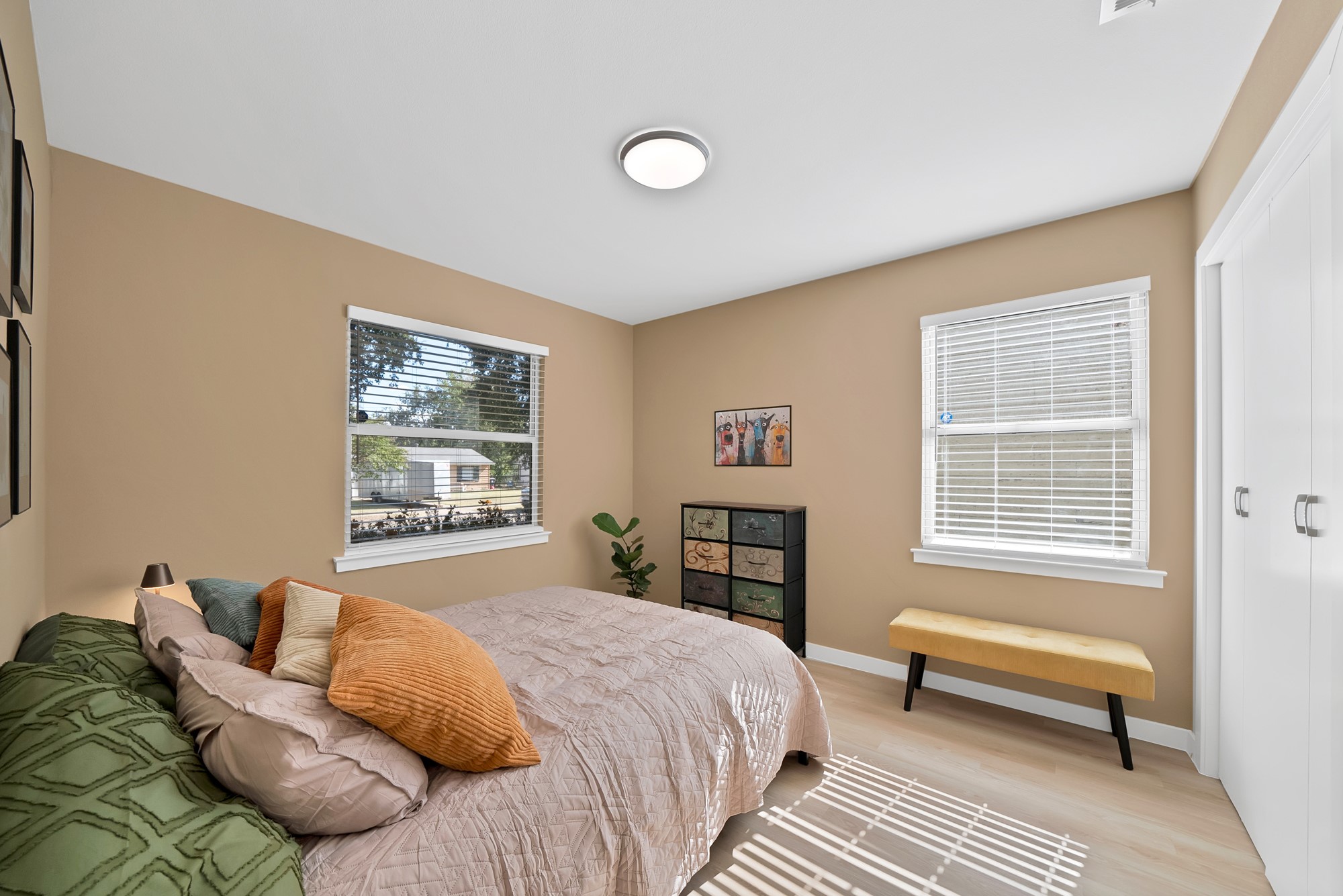 12135 Oberlin Drive