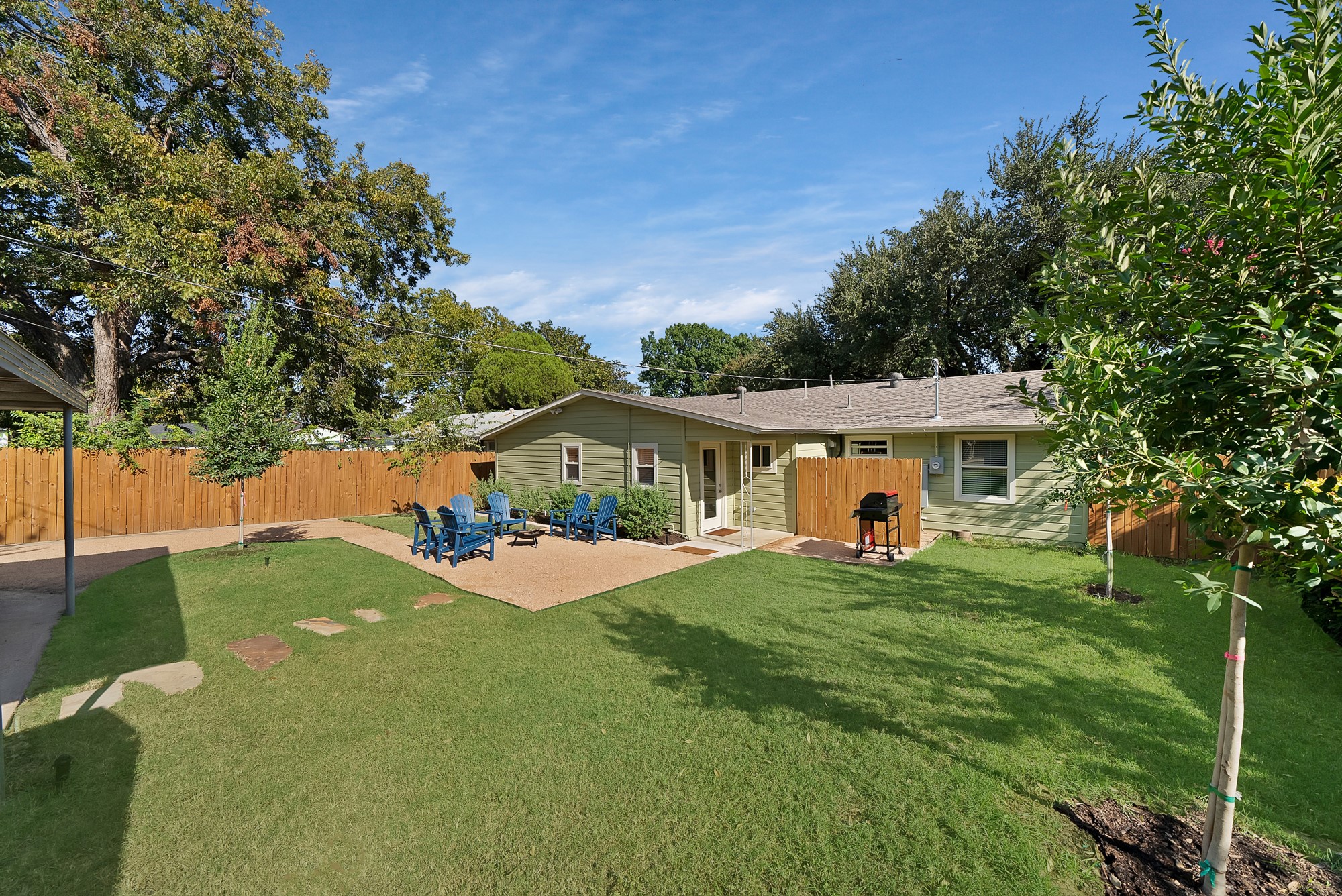 12135 Oberlin Drive