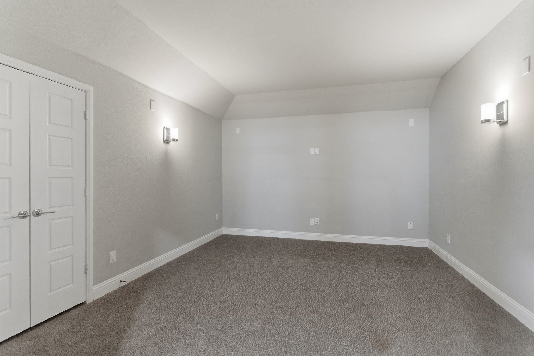 9607 Maple Hill Lane