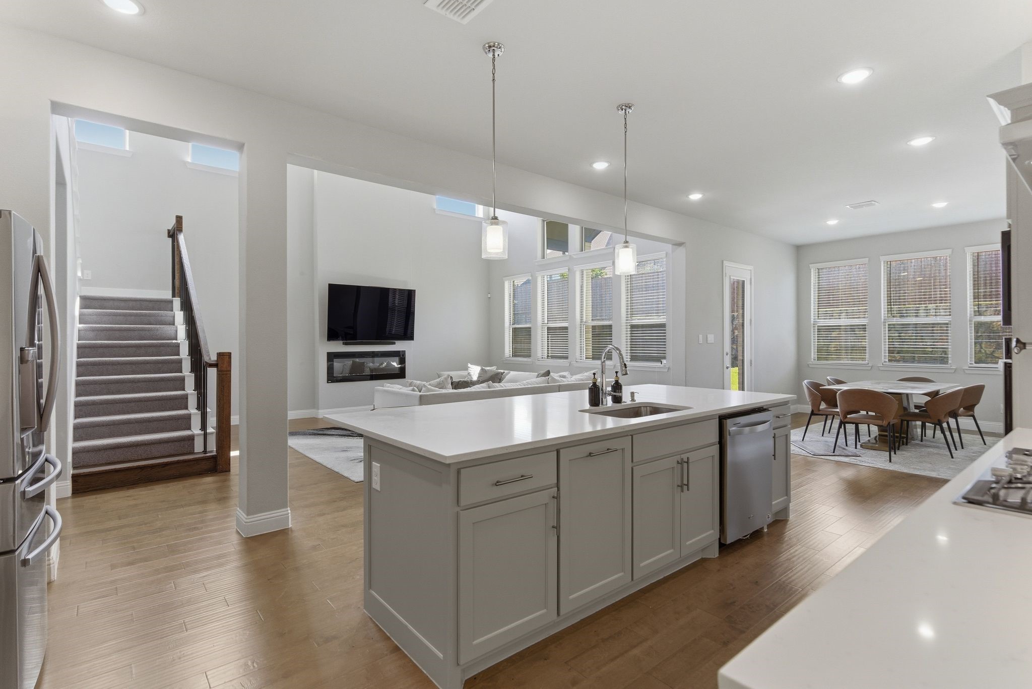 9607 Maple Hill Lane