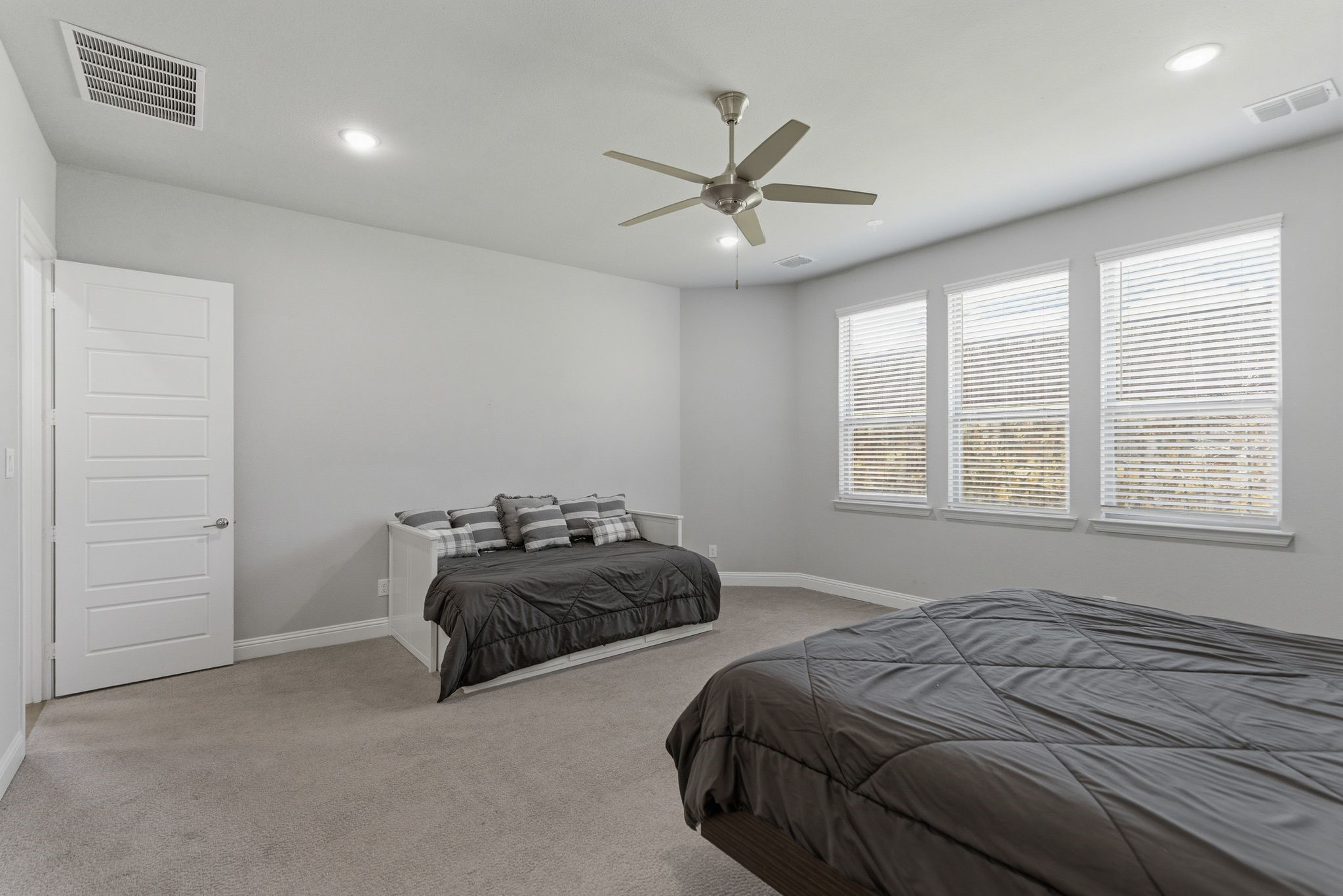 9607 Maple Hill Lane