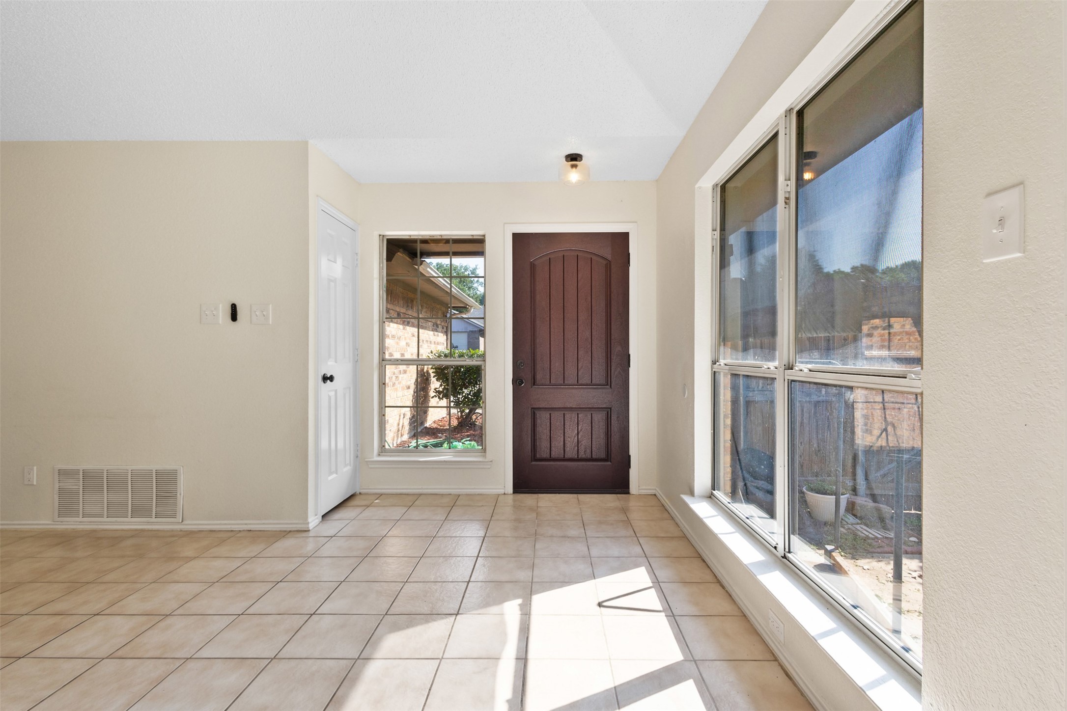 217 N Bugle Drive