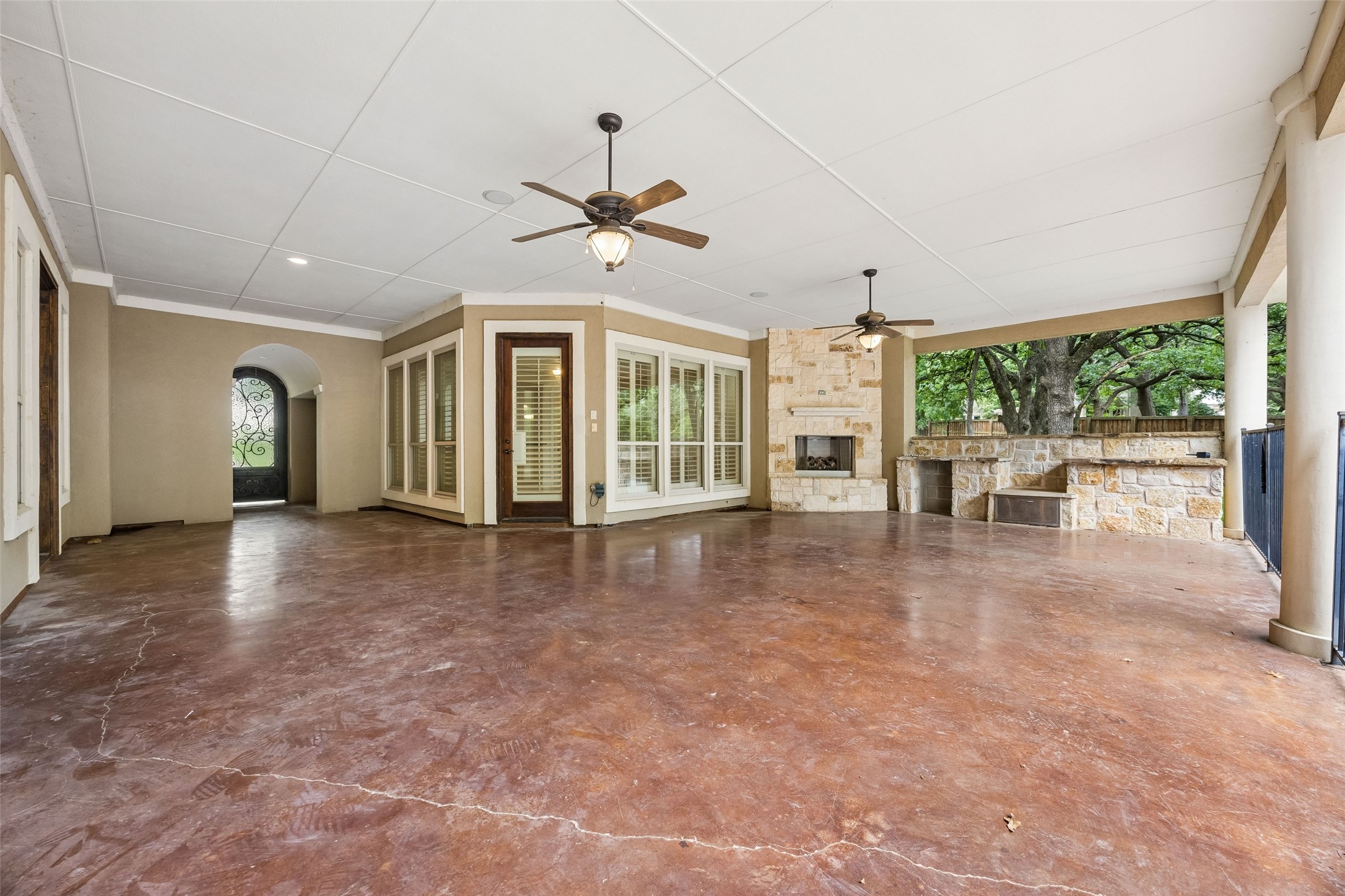 2101 Miracle Point Drive