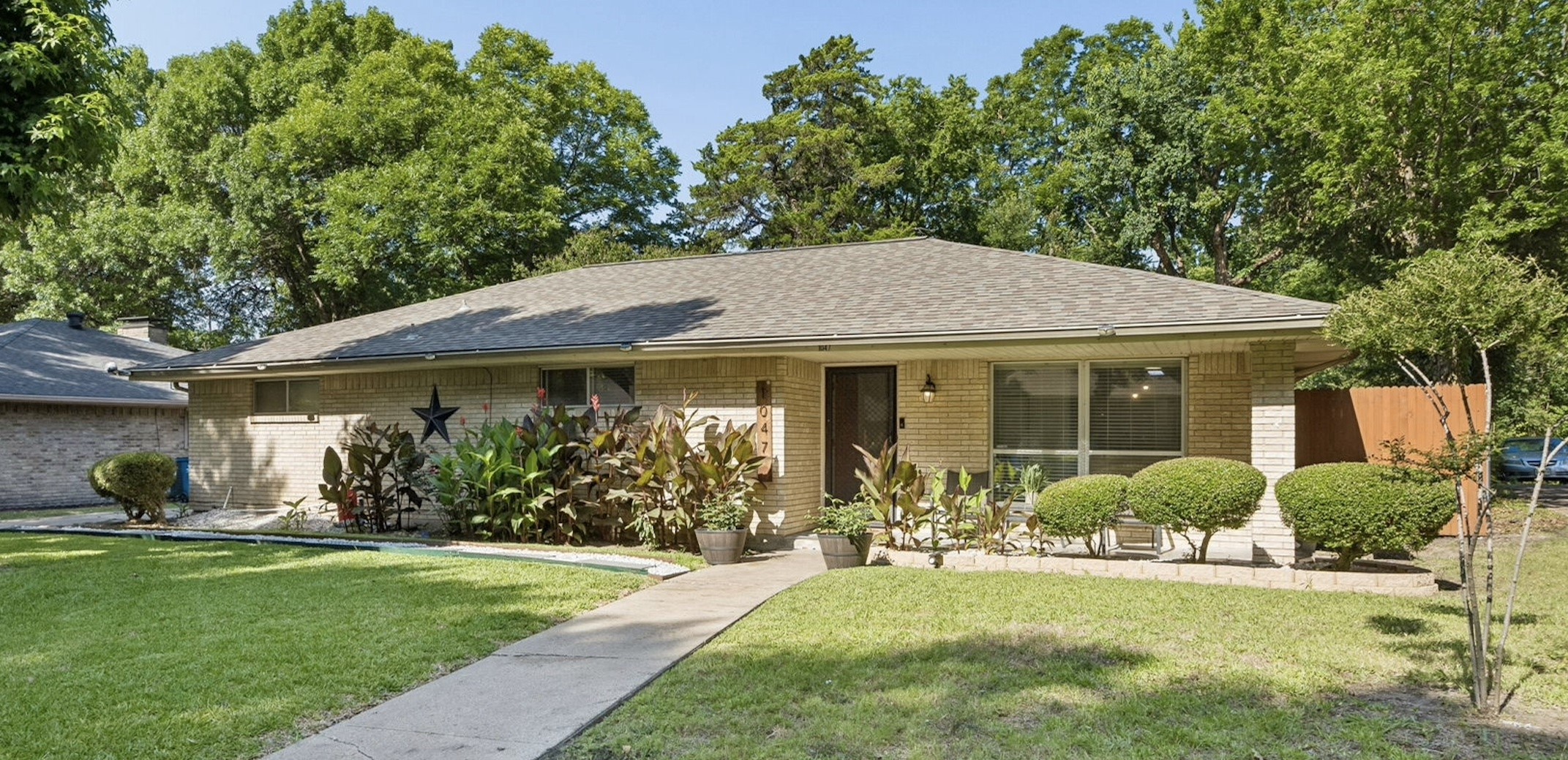 1047 Westlake Drive