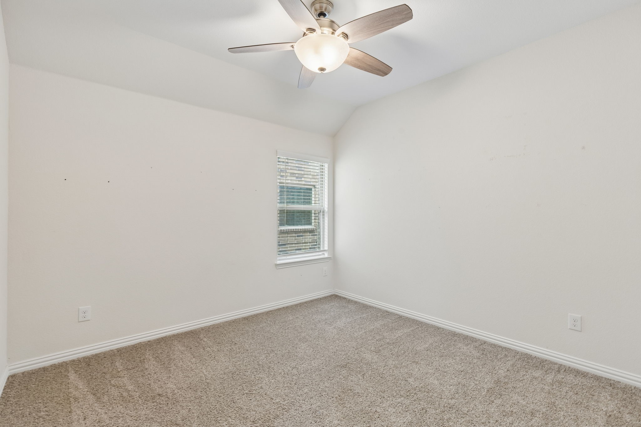 2726 Salt Creek Way