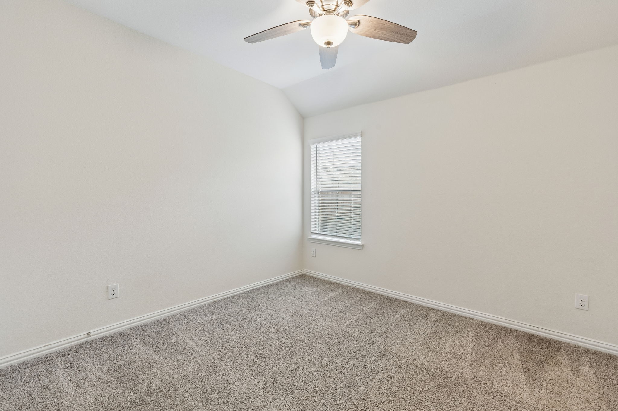 2726 Salt Creek Way