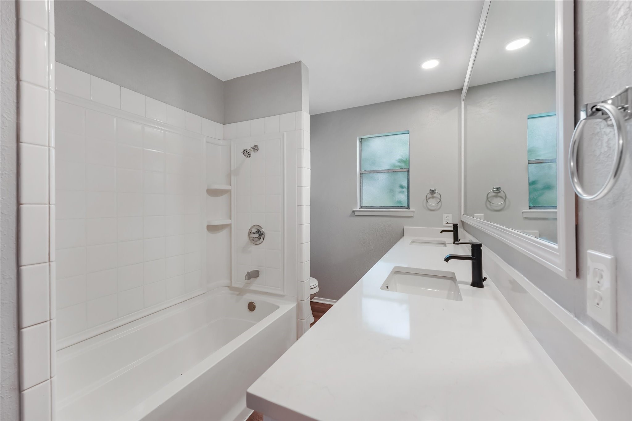 4005 Ridgebrook Drive