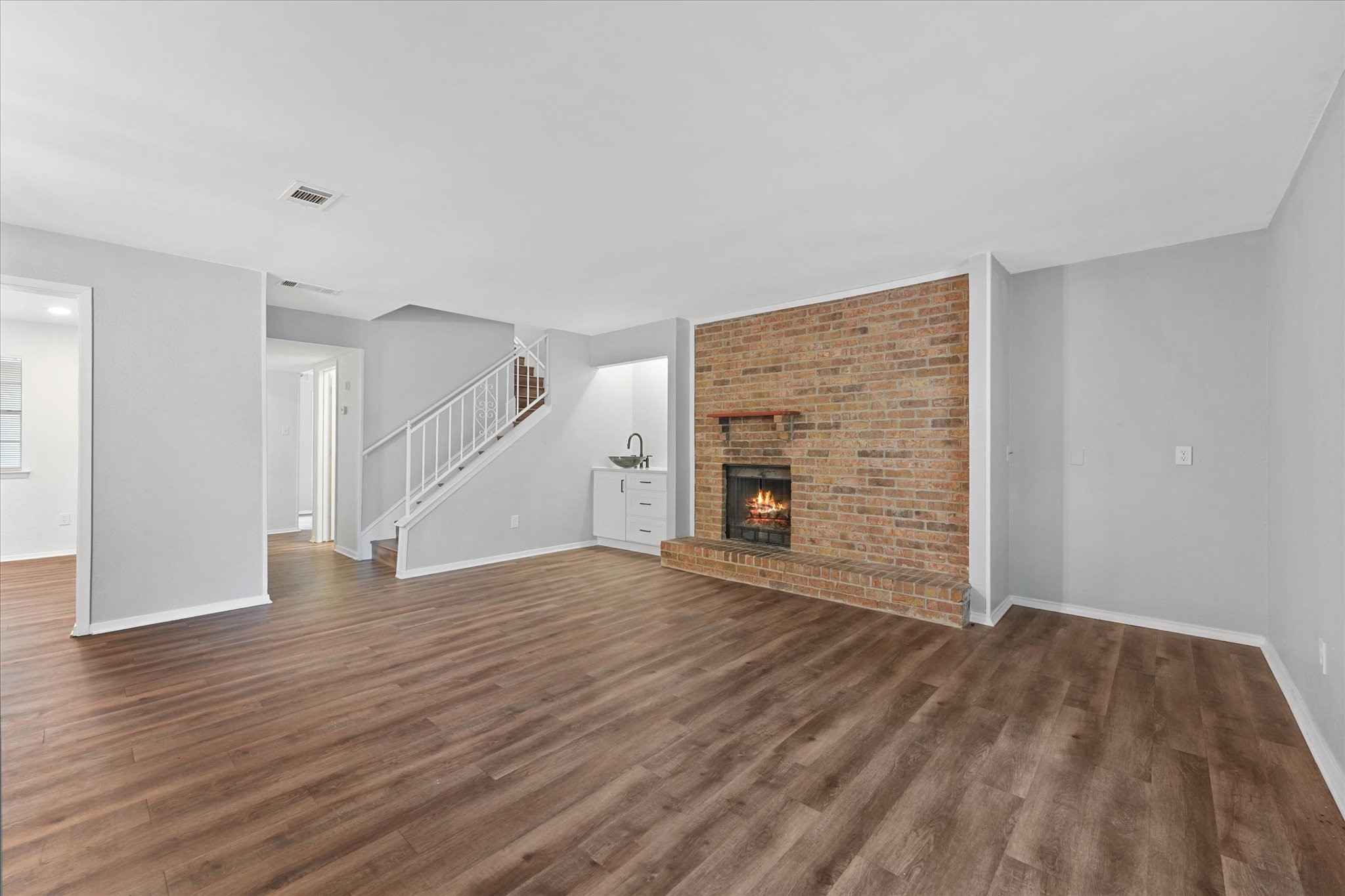 4005 Ridgebrook Drive