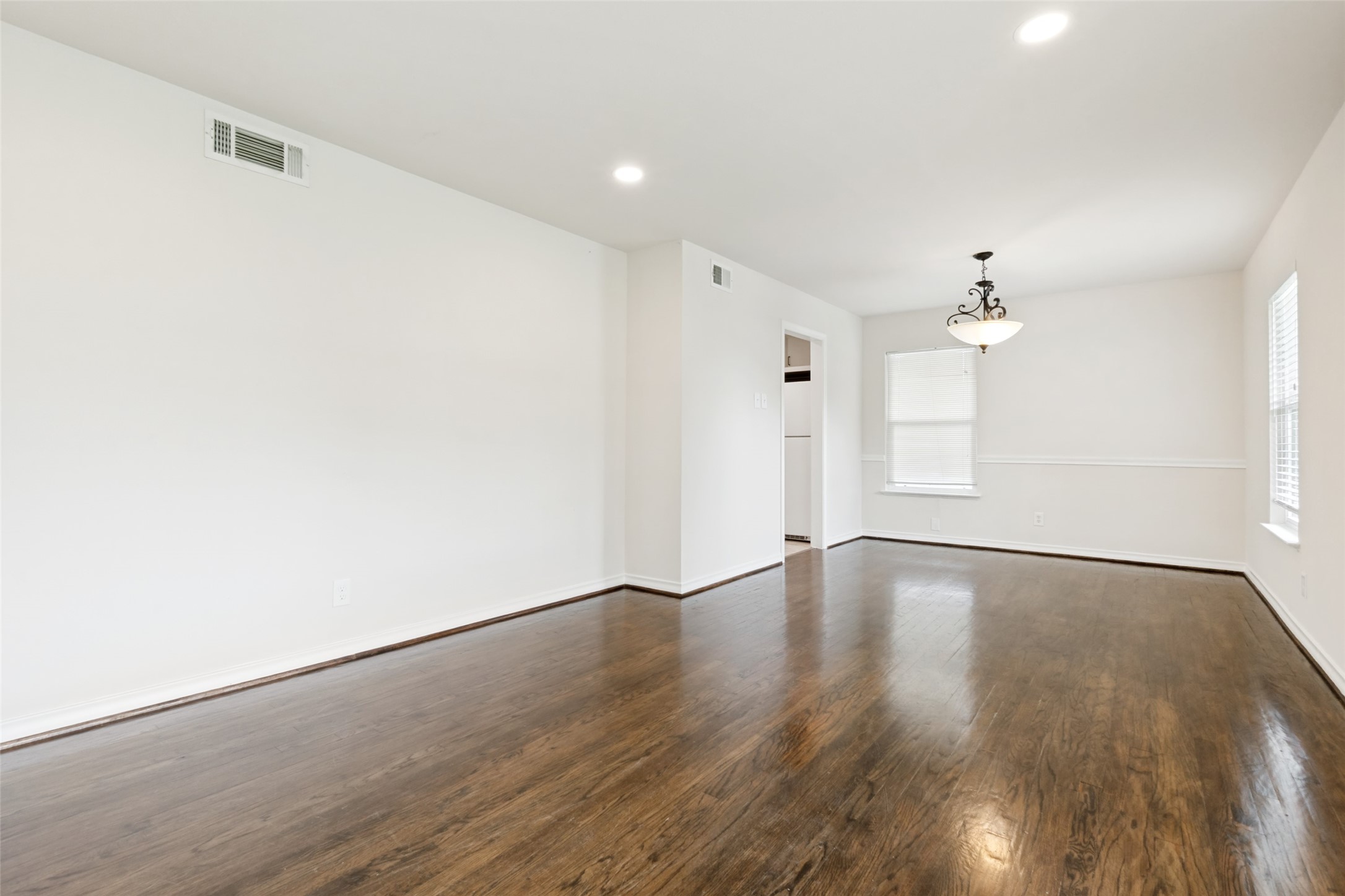 2414 San Medina Avenue
