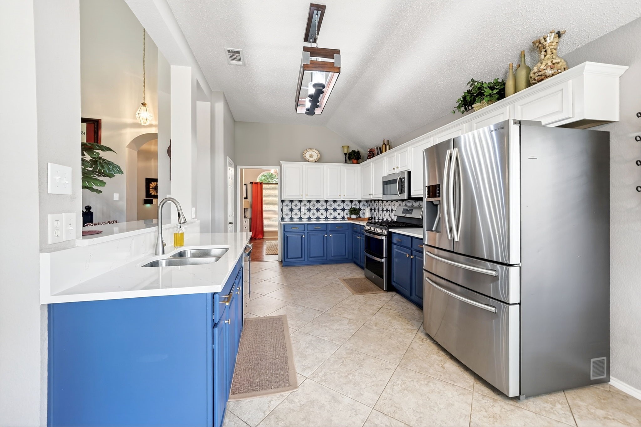 2273 Heatherdale Drive