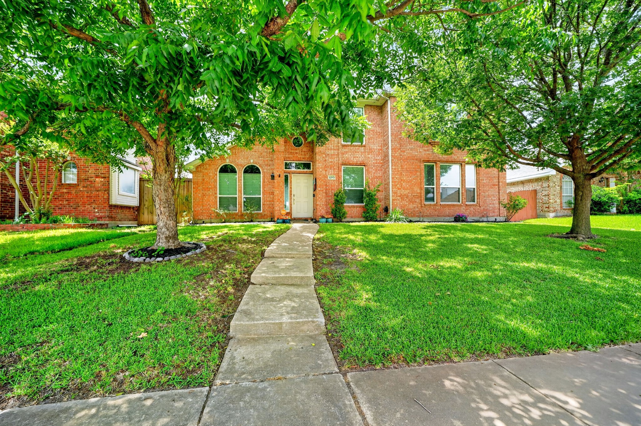 2273 Heatherdale Drive