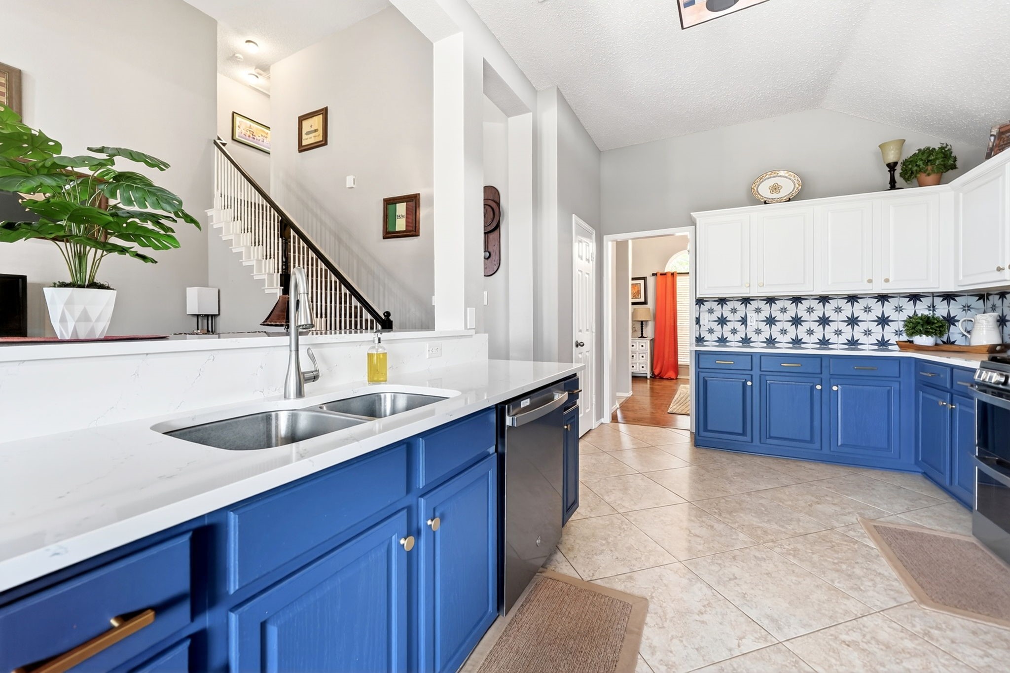 2273 Heatherdale Drive