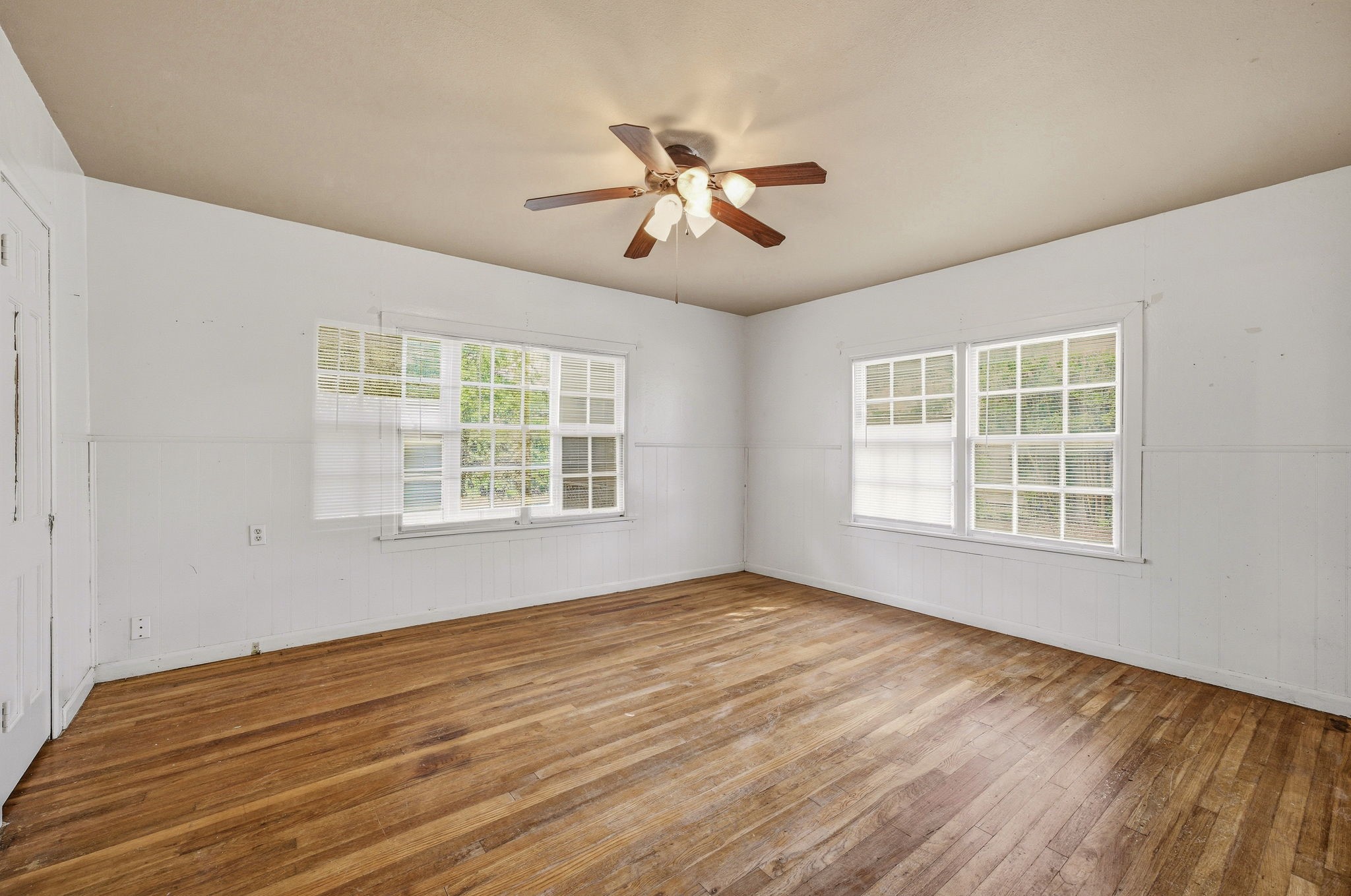 835 W Long Street