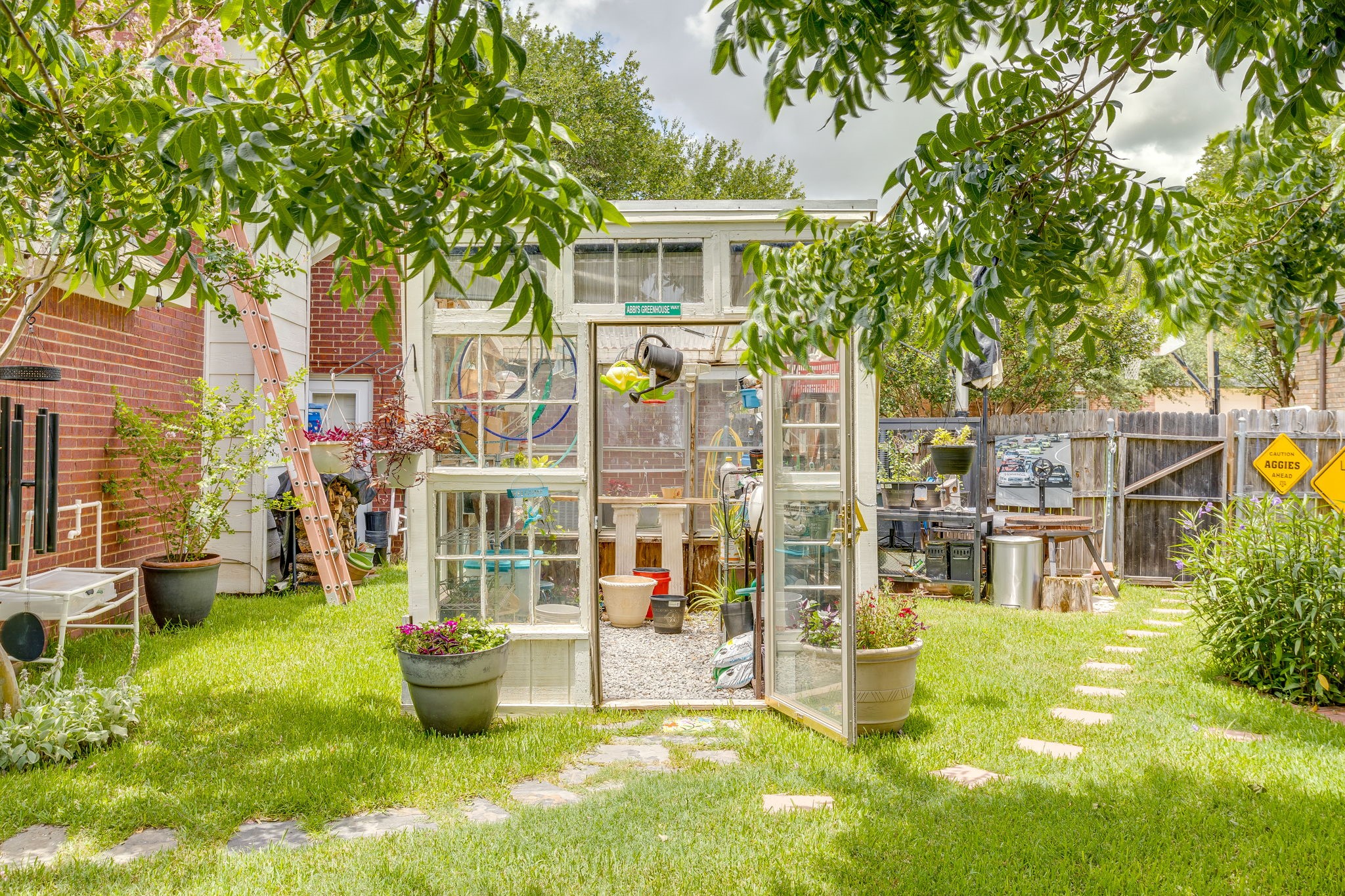 435 Arbor Lawn Drive