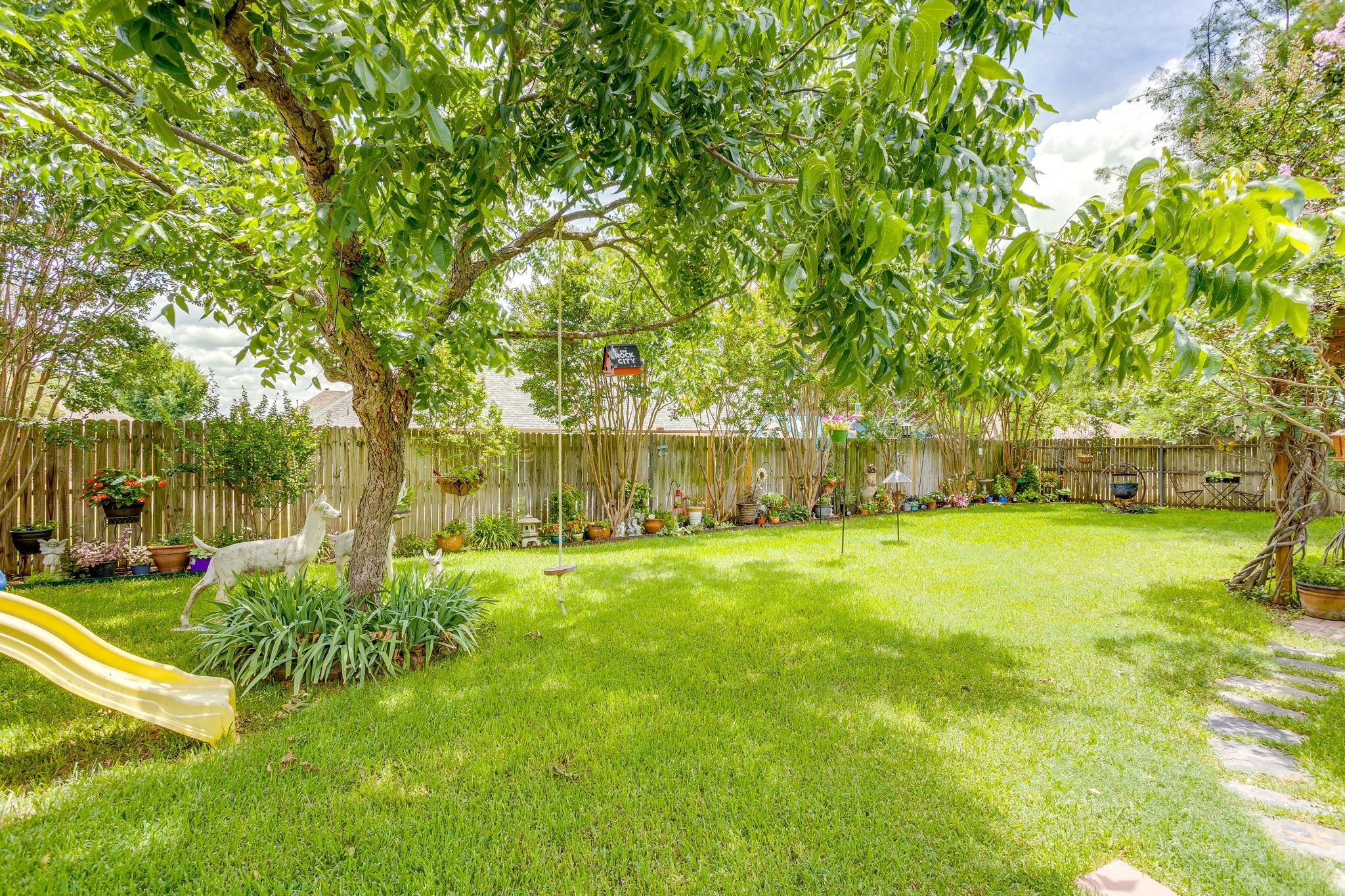 435 Arbor Lawn Drive