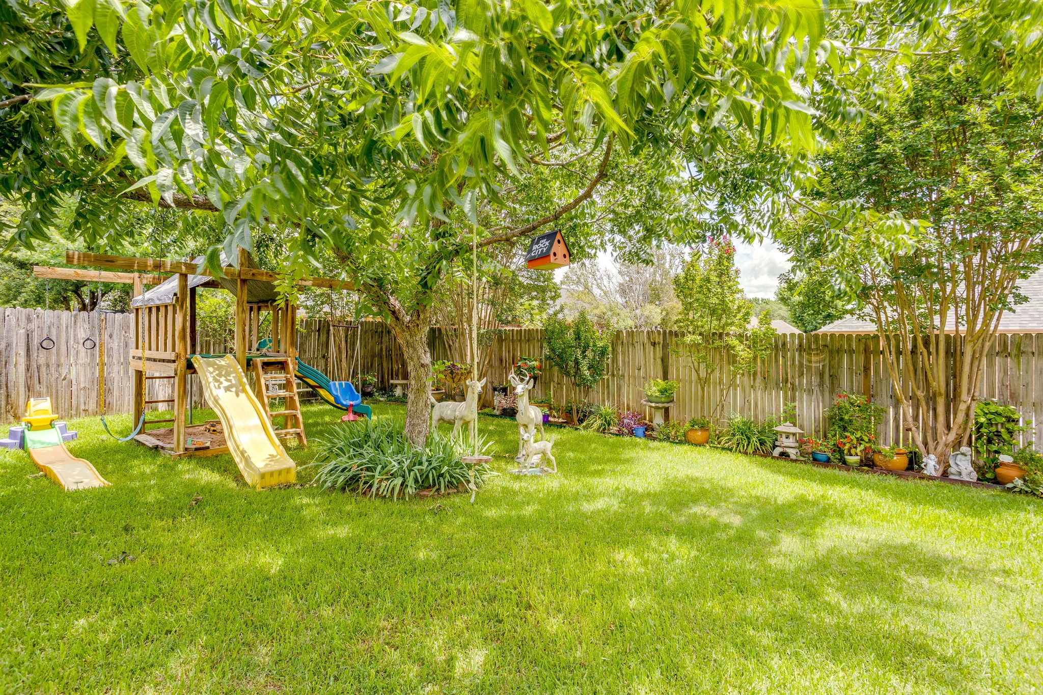 435 Arbor Lawn Drive