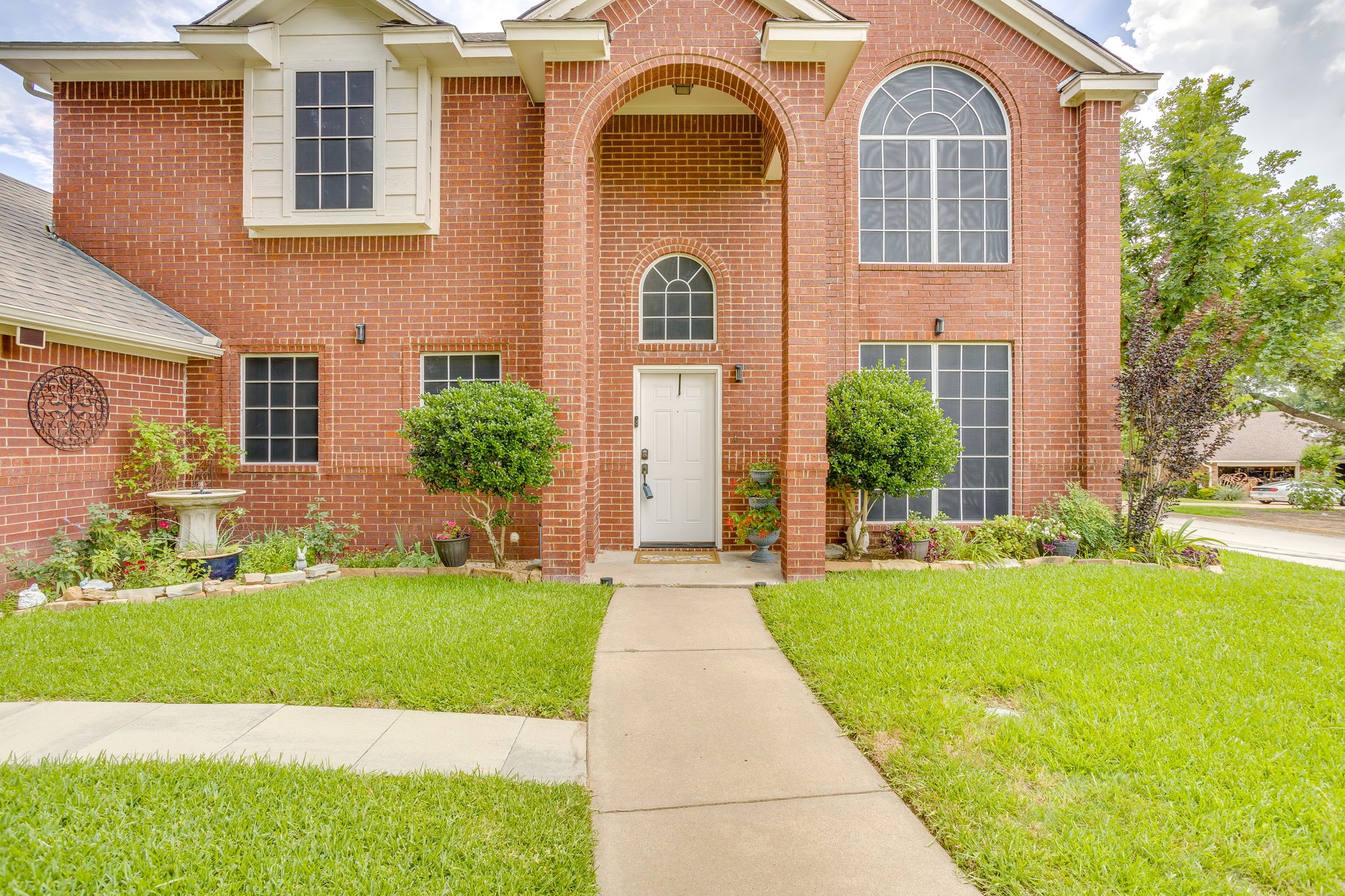 435 Arbor Lawn Drive