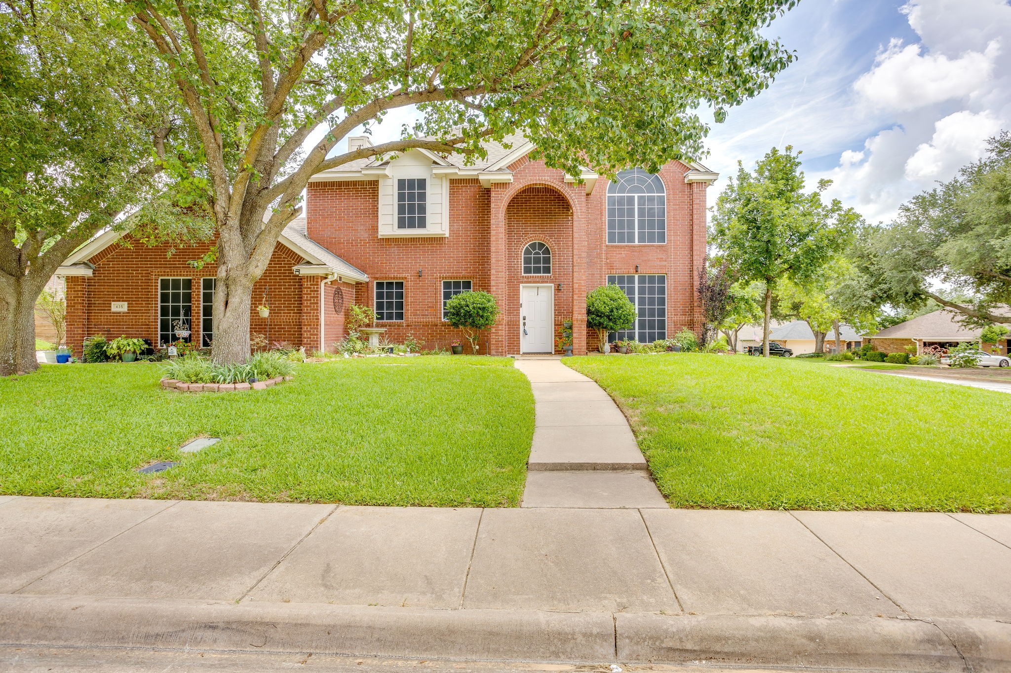 435 Arbor Lawn Drive