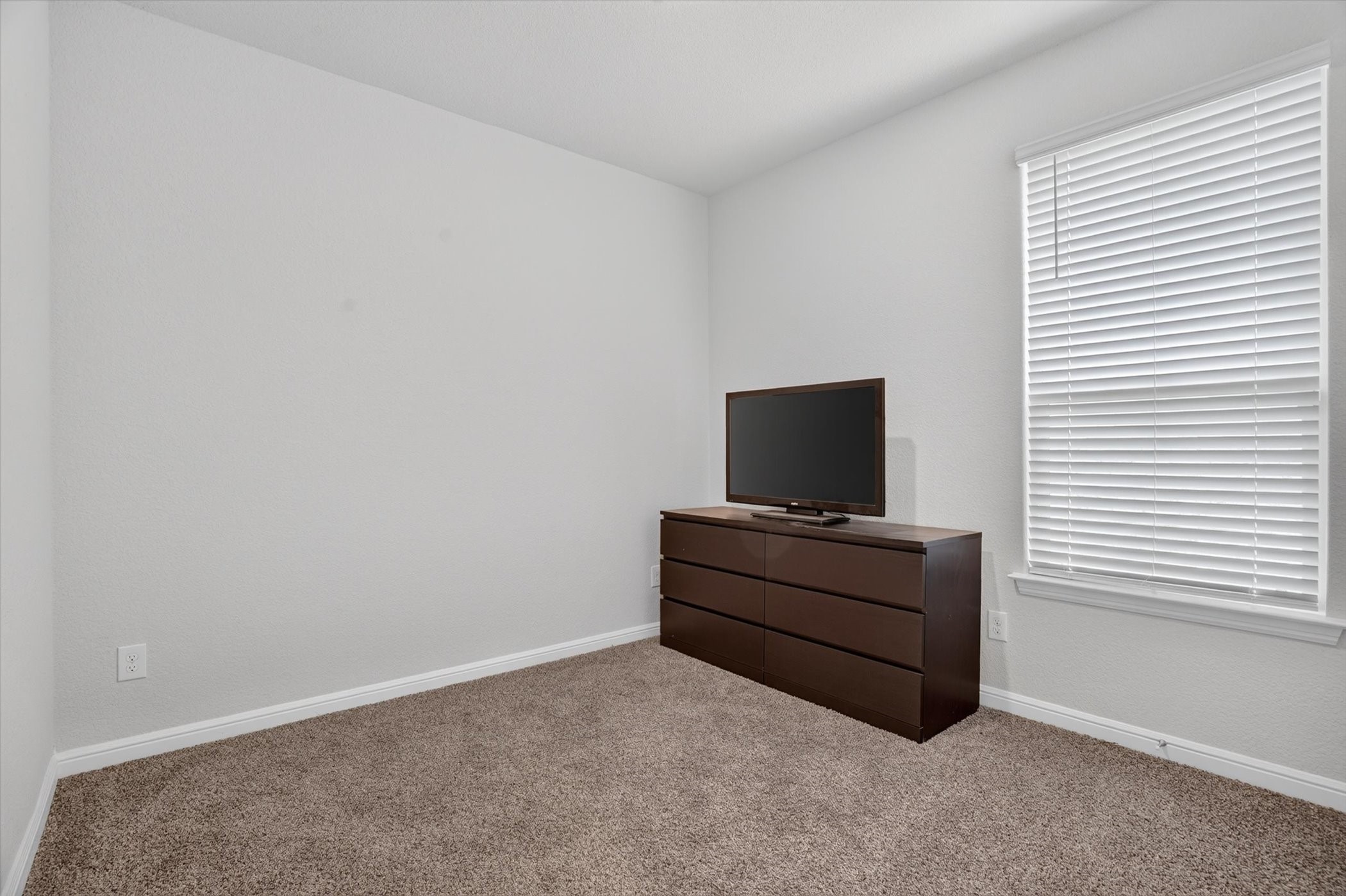 4404 Corktree Lane