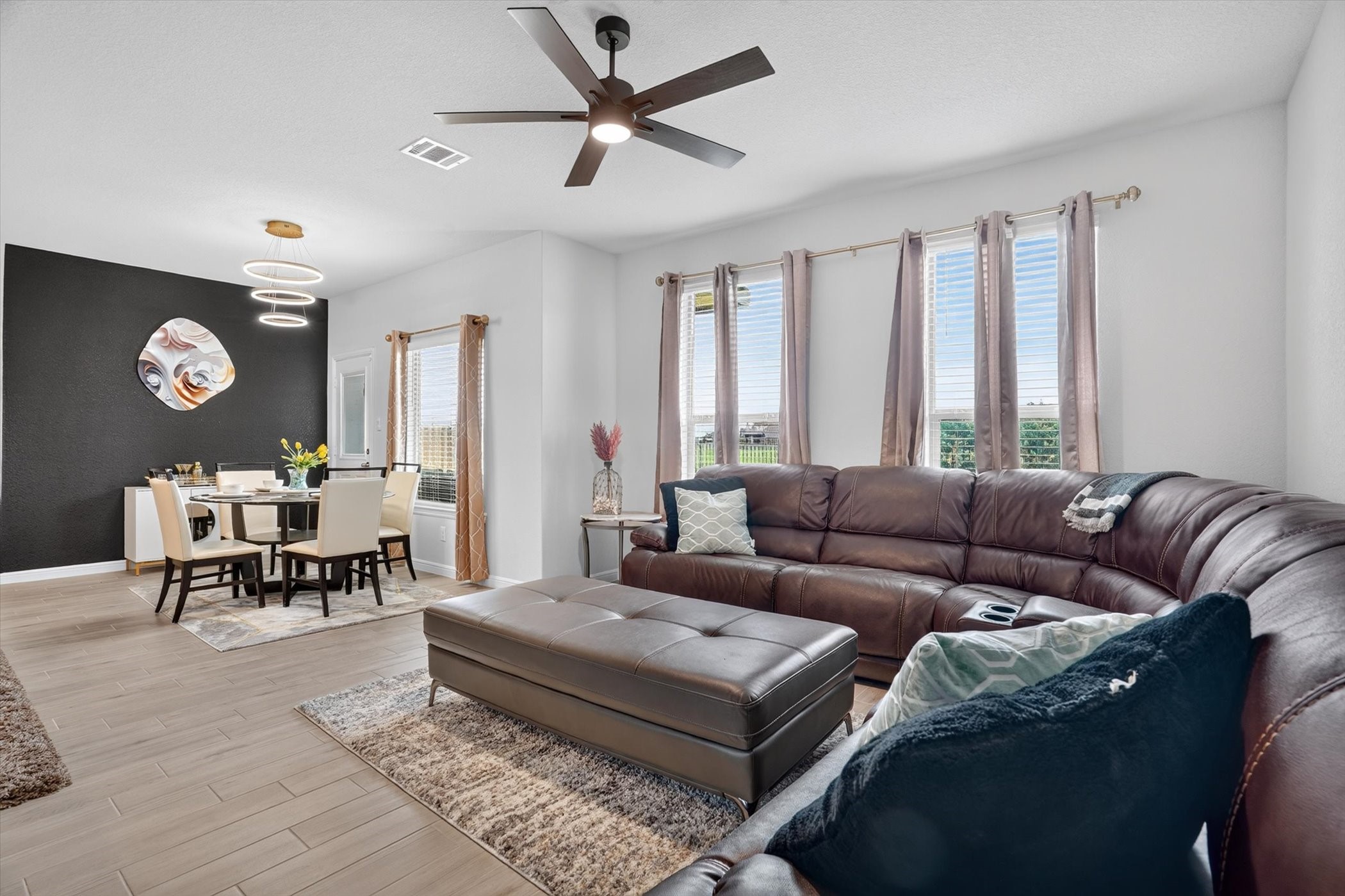 4404 Corktree Lane