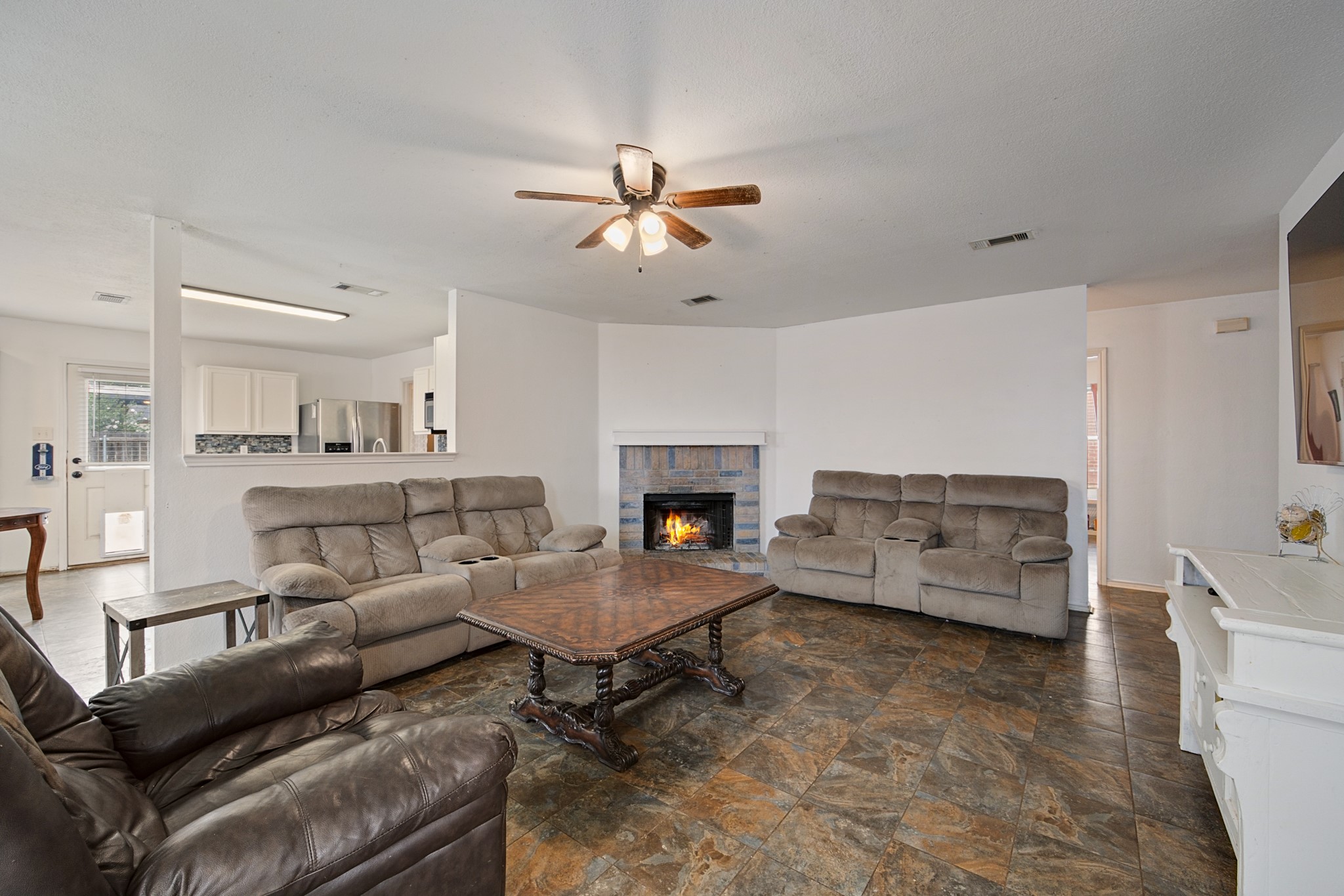 5600 Wiltshire Drive