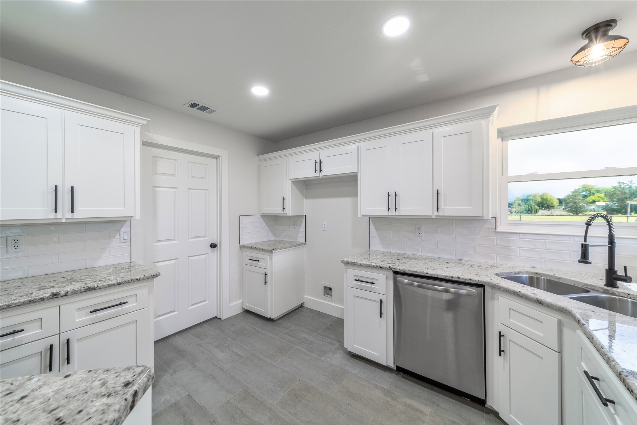 1191 Cartwright Lane