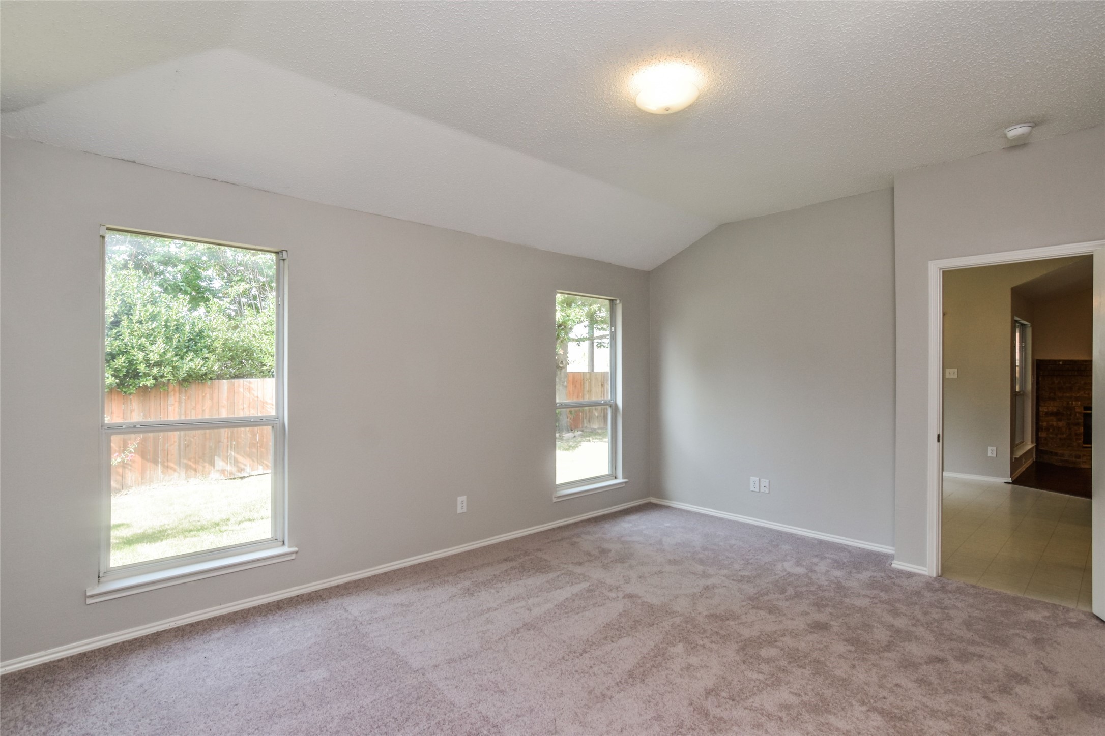 2404 Glenhaven Drive