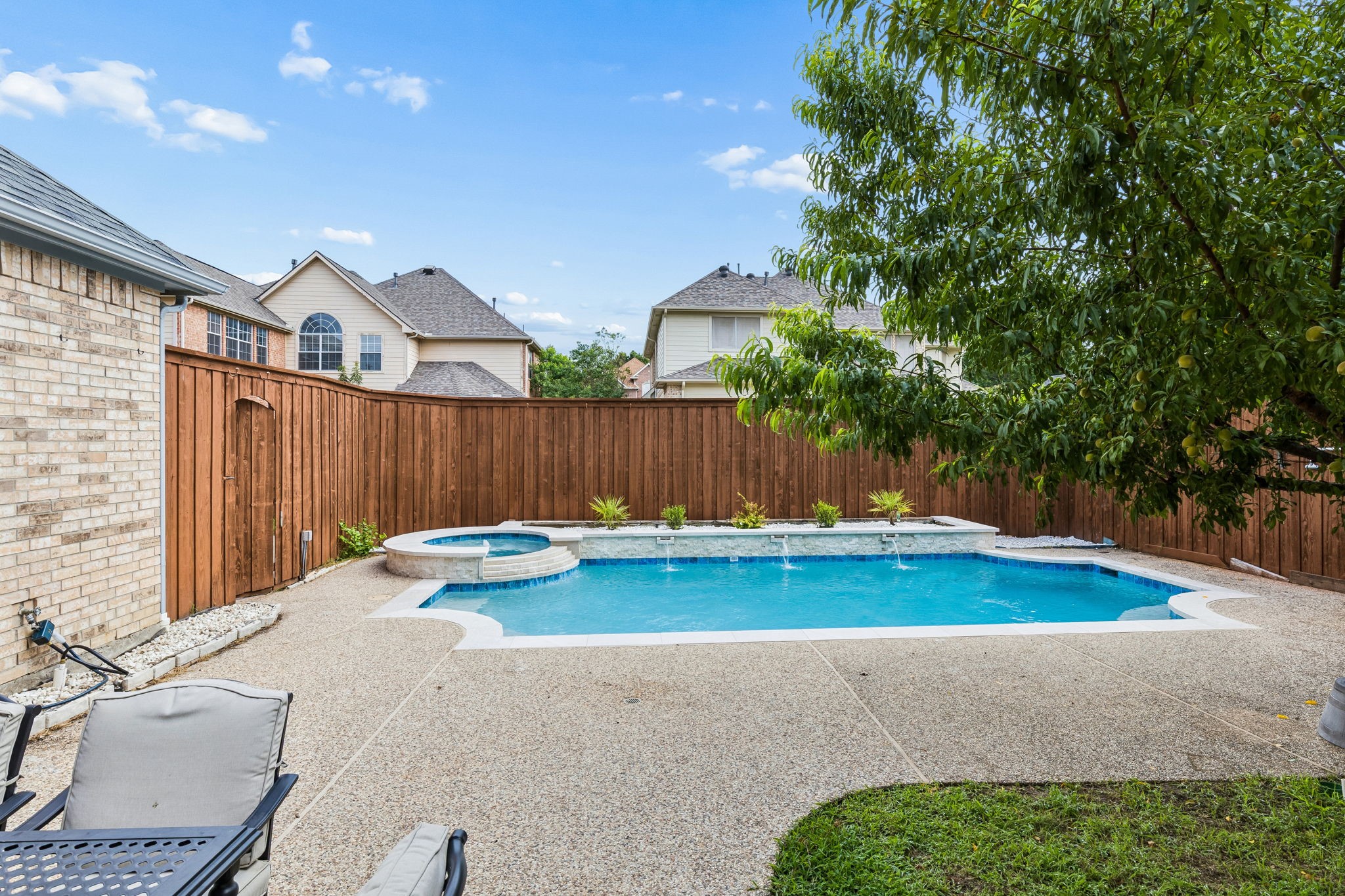 3809 Brookfield Drive