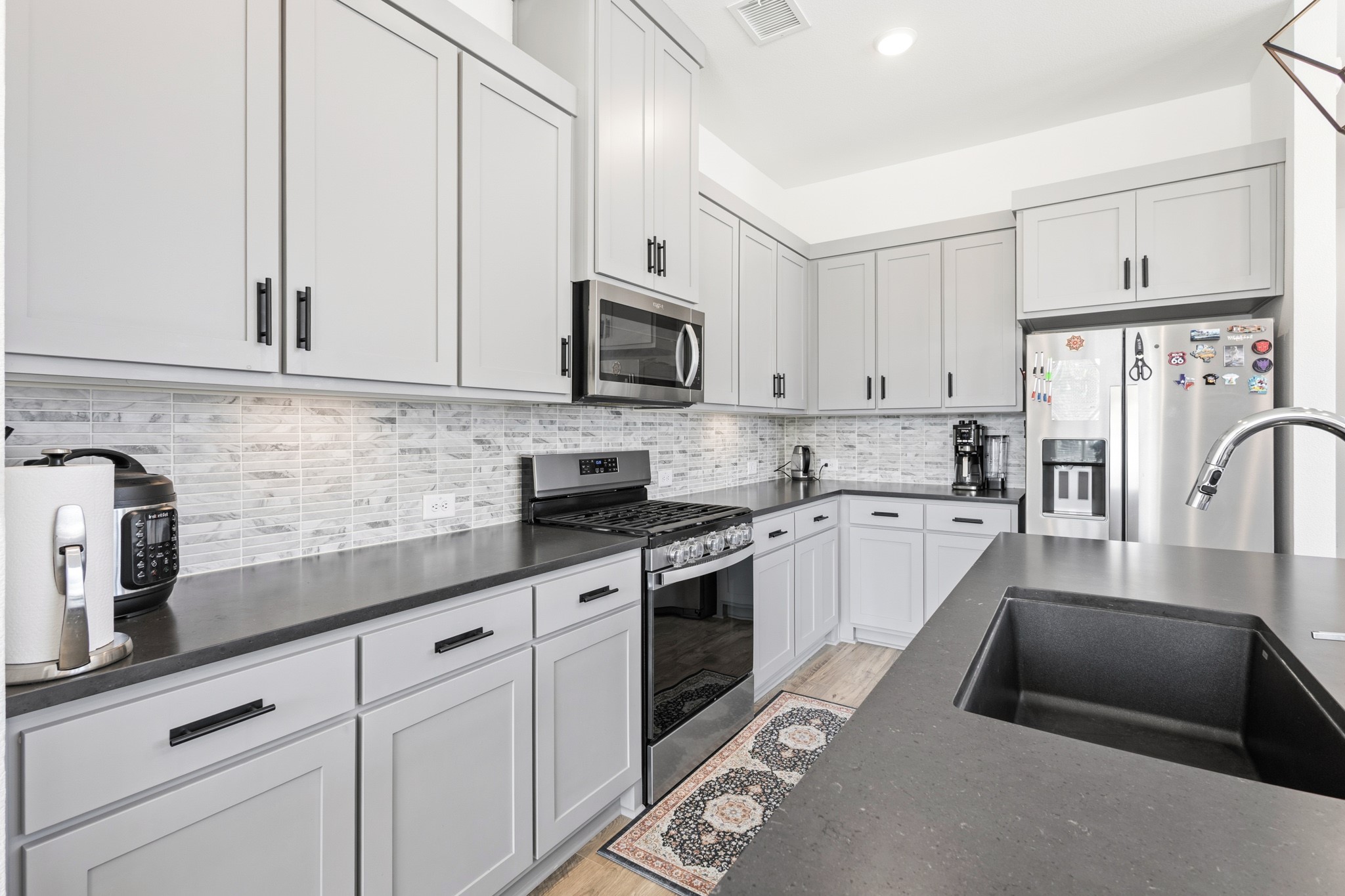 2532 Campden Mews
