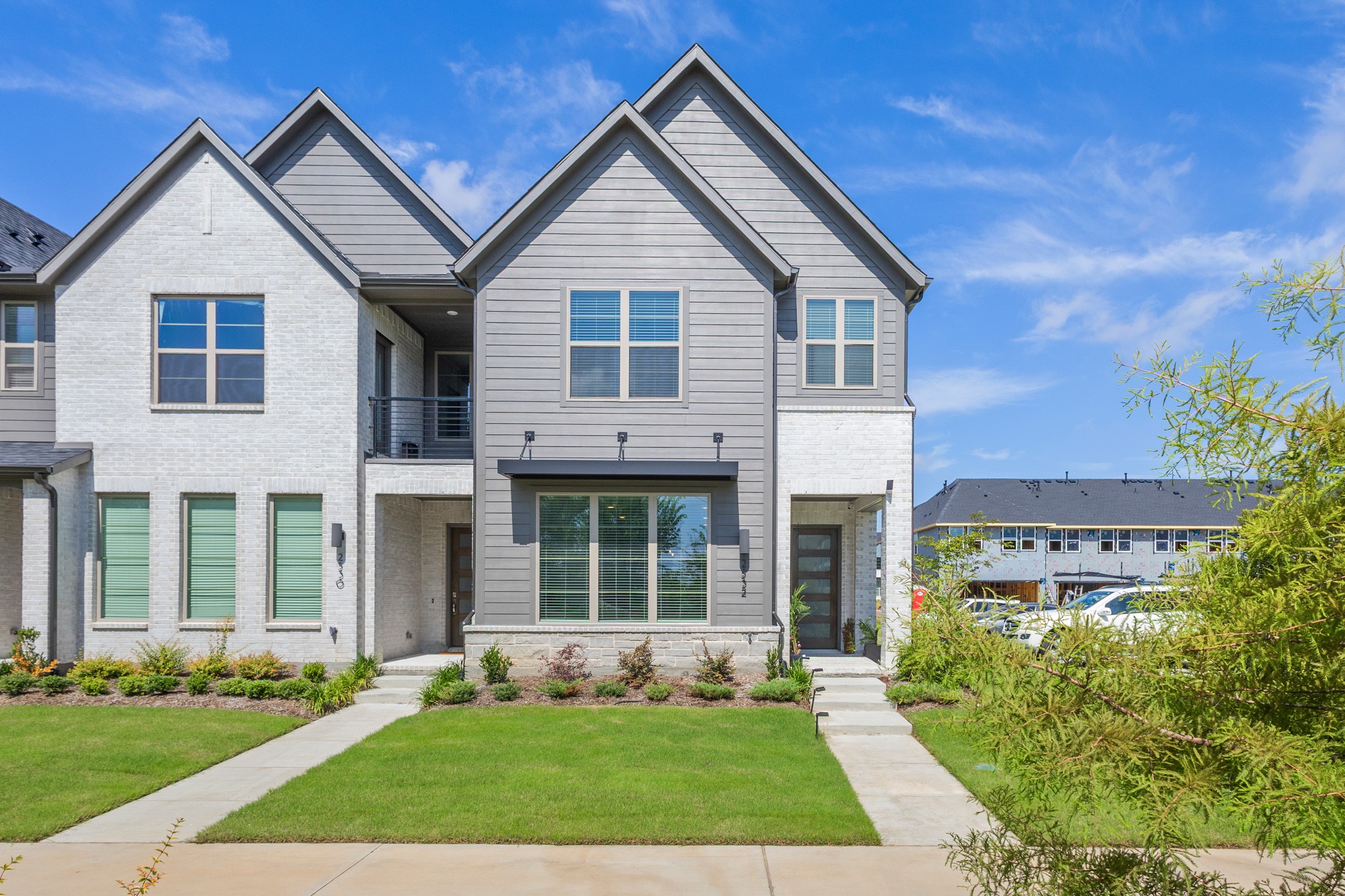 2532 Campden Mews