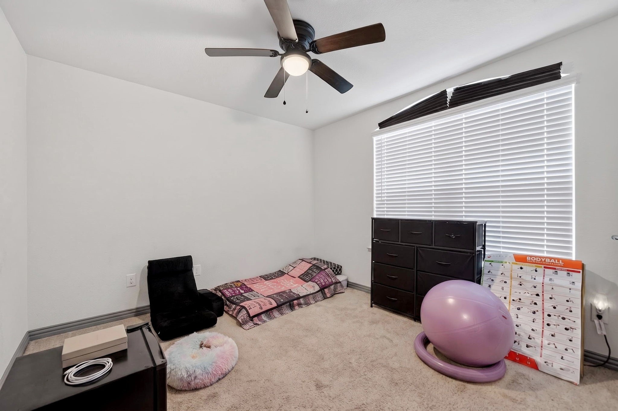 705 Pearl Way