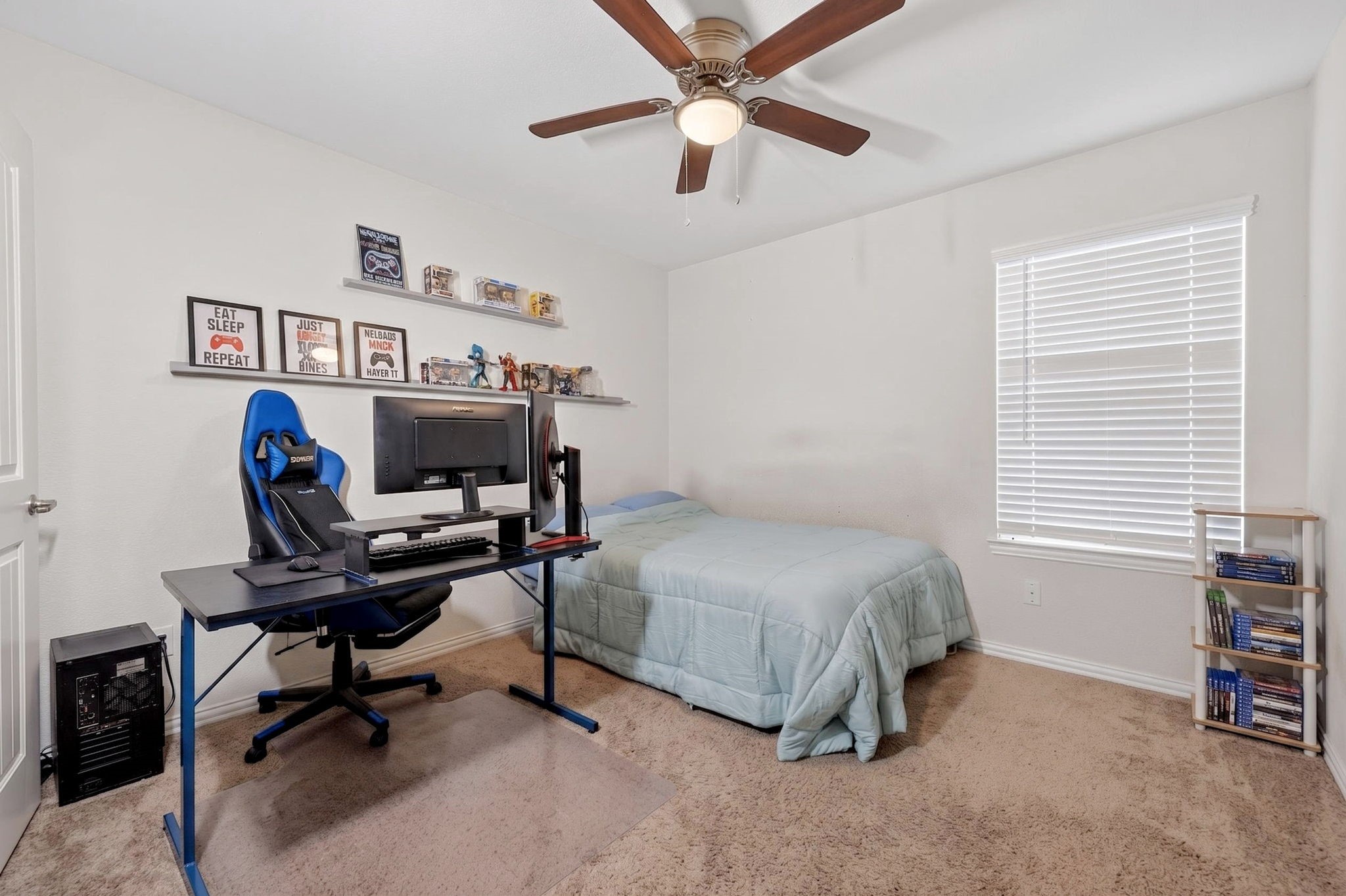 705 Pearl Way