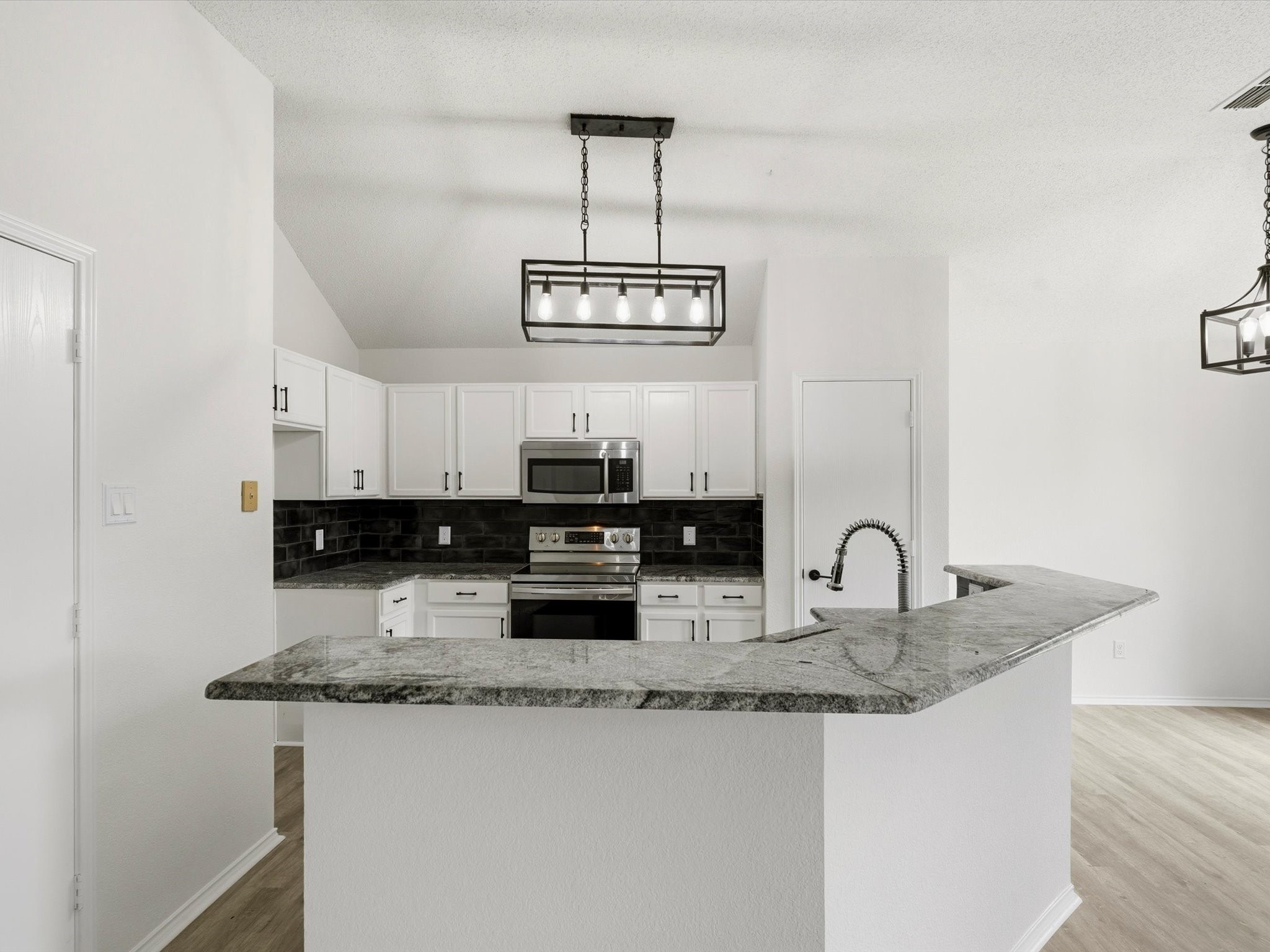 3100 Rustic Meadow Trail